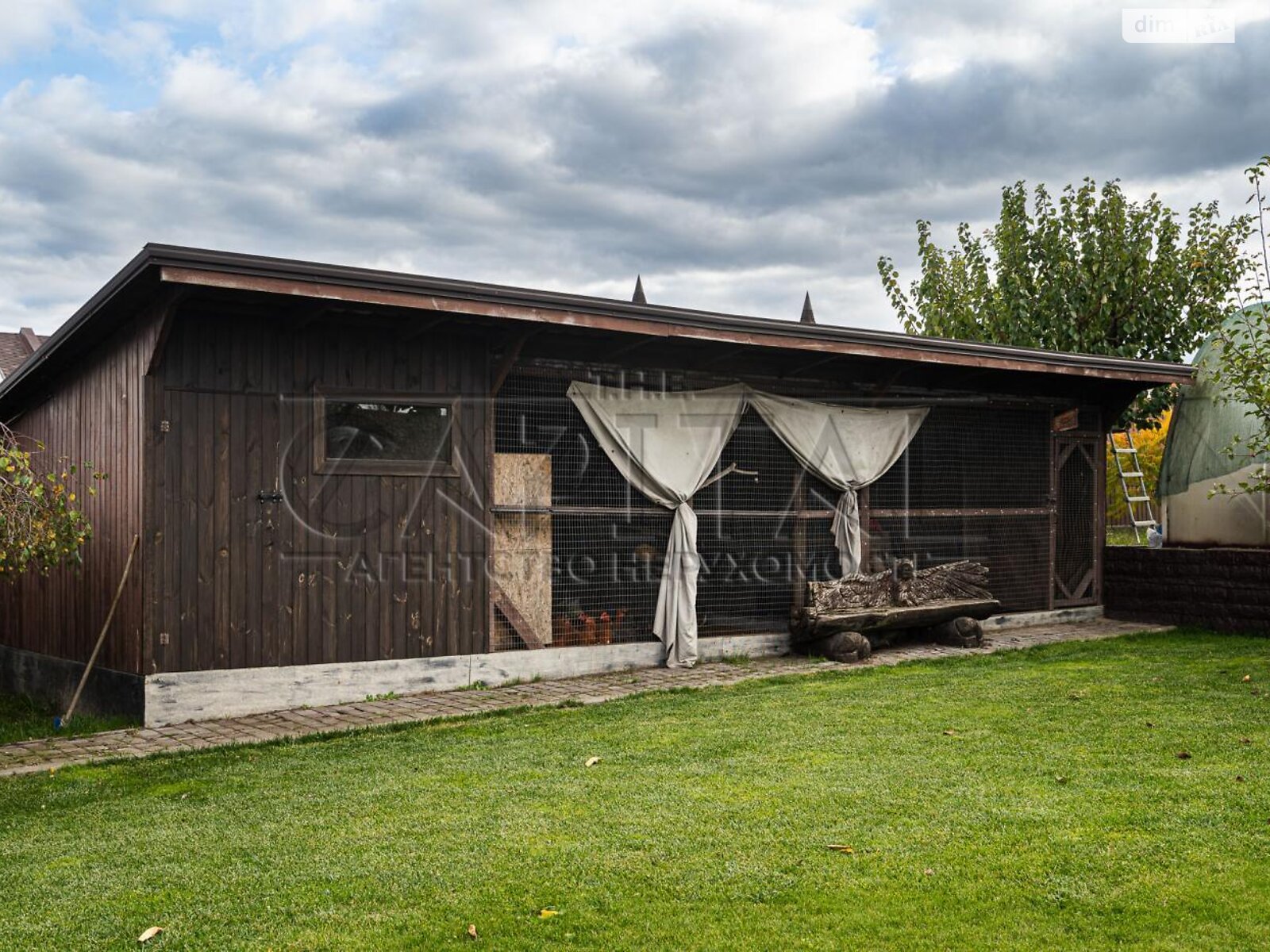 двухэтажный дом с балконом, 360 кв. м, кирпич. Продажа в Михайловке-Рубежовке фото 1 двухэтажный дом с балконом, 360 кв. м, кирпич. Продажа в Михайловке-Рубежовке фото 1