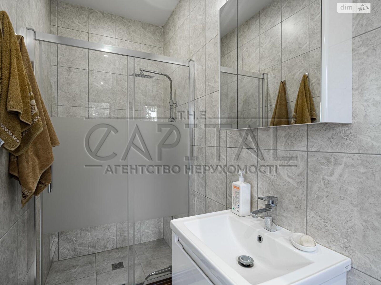 двухэтажный дом с балконом, 360 кв. м, кирпич. Продажа в Михайловке-Рубежовке фото 1 двухэтажный дом с балконом, 360 кв. м, кирпич. Продажа в Михайловке-Рубежовке фото 1