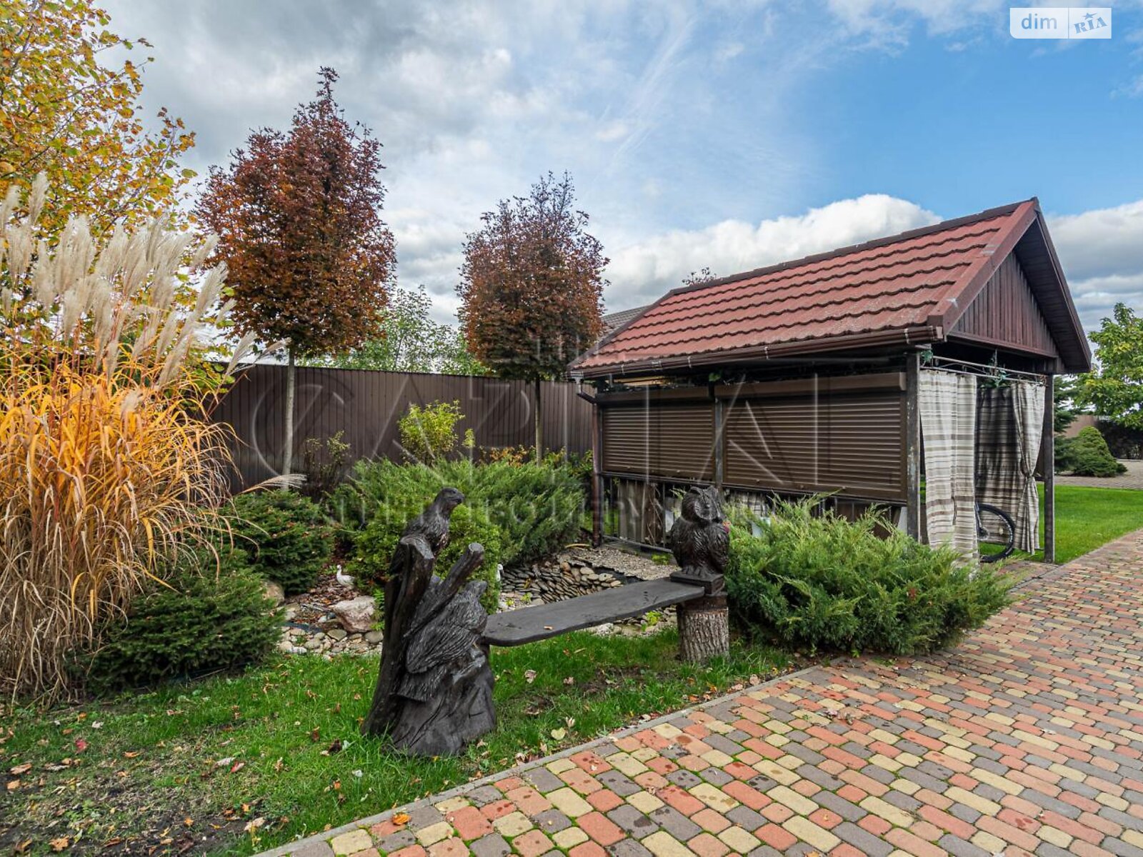 двухэтажный дом с балконом, 360 кв. м, кирпич. Продажа в Михайловке-Рубежовке фото 1 двухэтажный дом с балконом, 360 кв. м, кирпич. Продажа в Михайловке-Рубежовке фото 1