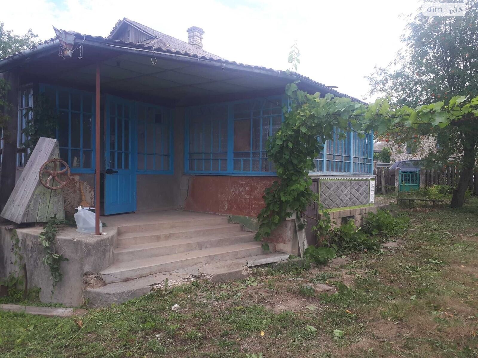одноэтажный дом с верандой, 75 кв. м, шлакоблок. Продажа в Михайловке фото 1 одноэтажный дом с верандой, 75 кв. м, шлакоблок. Продажа в Михайловке фото 1