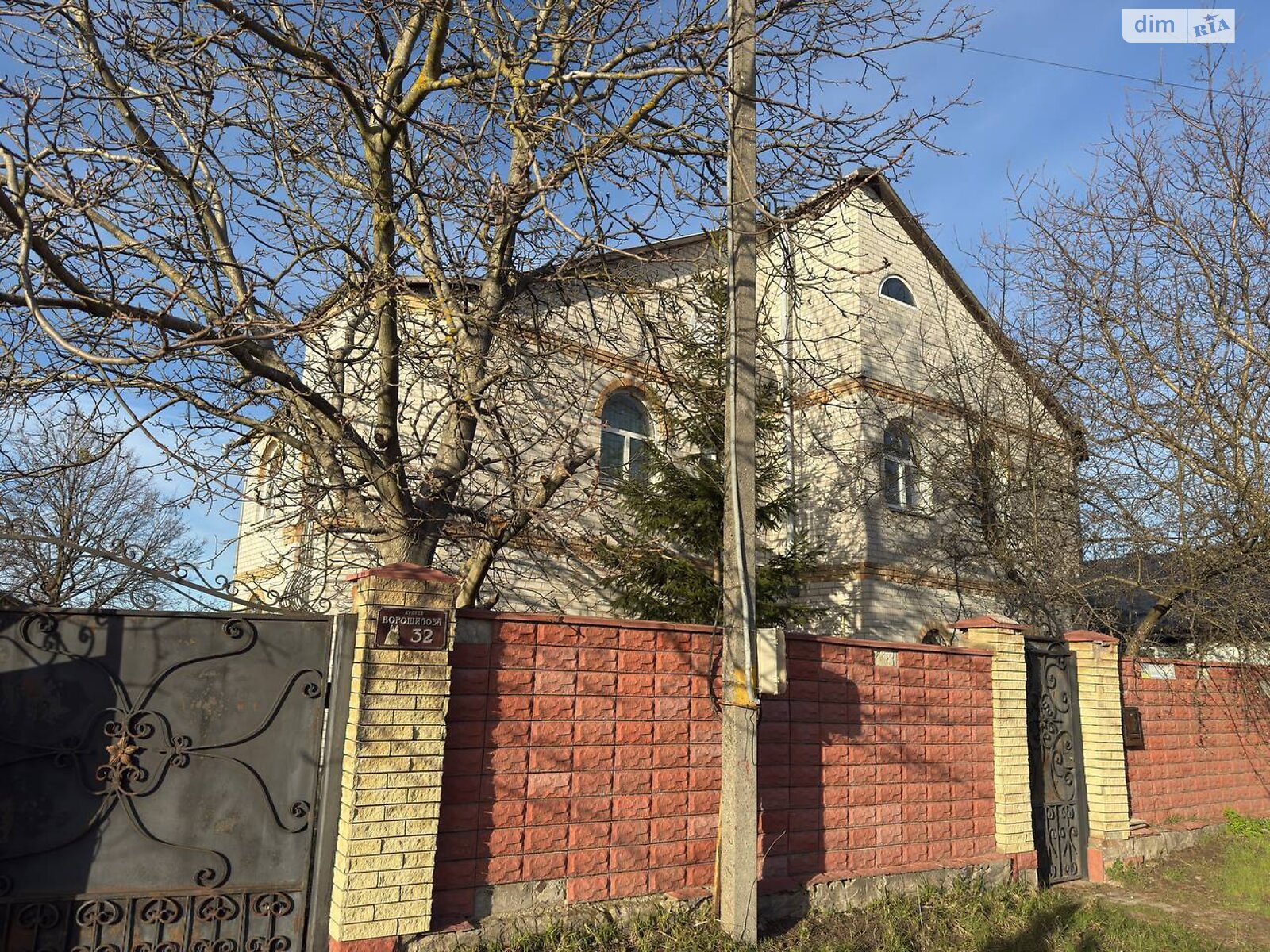 двоповерховий будинок з верандою, 247.8 кв. м, цегла. Продаж у Микуличах фото 1 двоповерховий будинок з верандою, 247.8 кв. м, цегла. Продаж у Микуличах фото 1