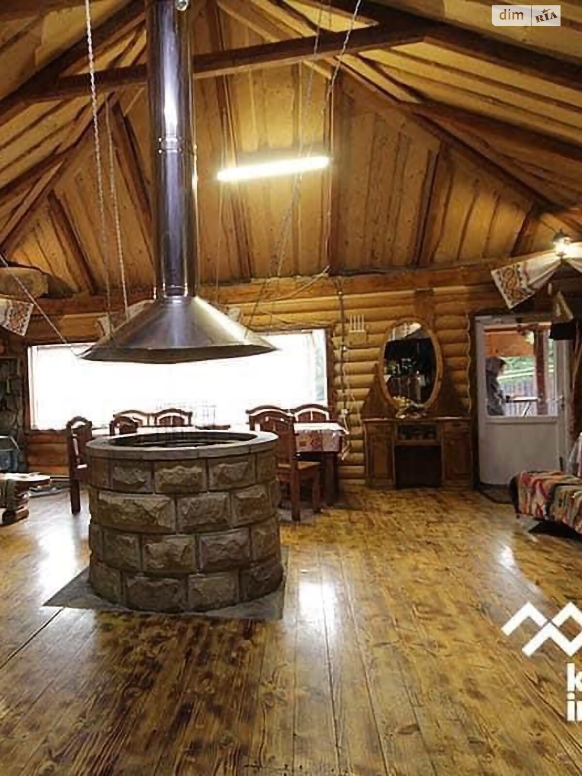 триповерховий будинок з балконом, 300 кв. м, зруб. Продаж у Микуличині фото 1 триповерховий будинок з балконом, 300 кв. м, зруб. Продаж у Микуличині фото 1