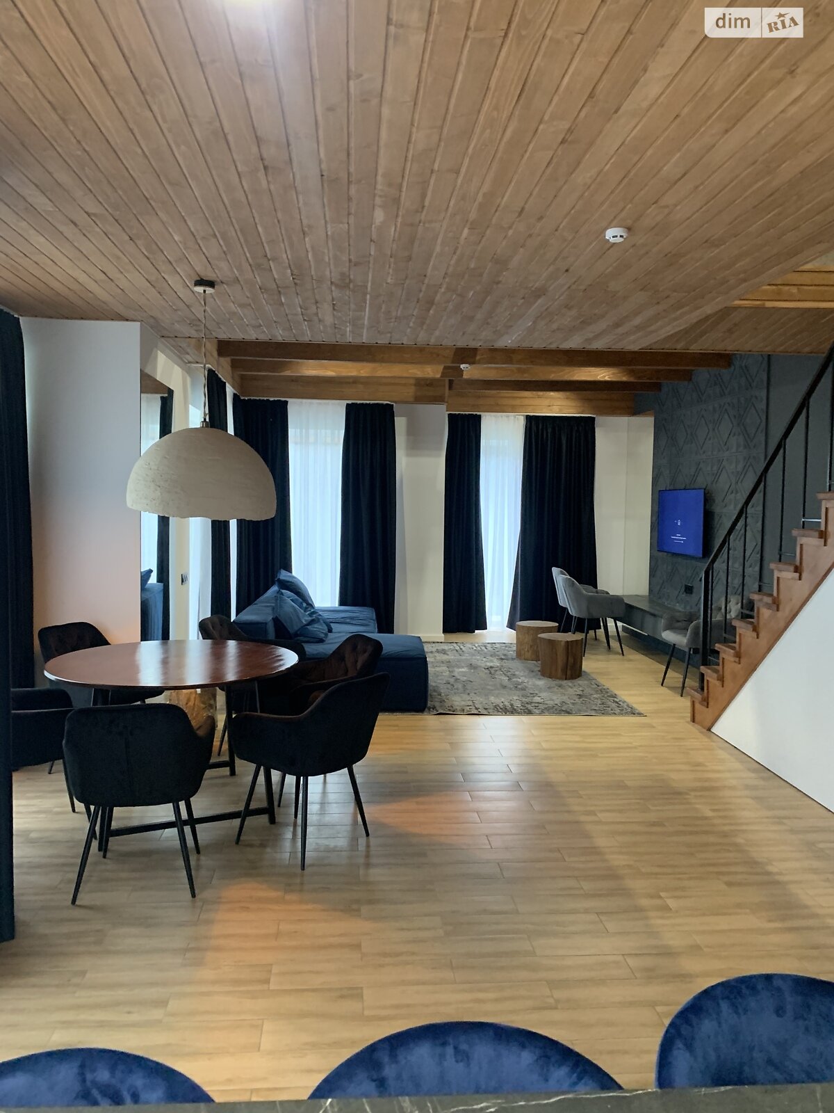 двухэтажный дом с балконом, 123 кв. м, кирпич. Продажа в Микуличине фото 1