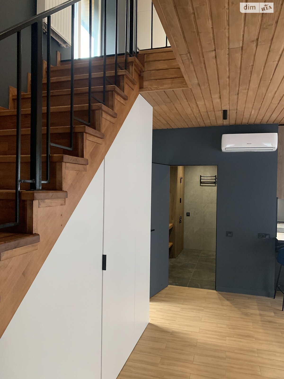 двухэтажный дом с балконом, 123 кв. м, кирпич. Продажа в Микуличине фото 1