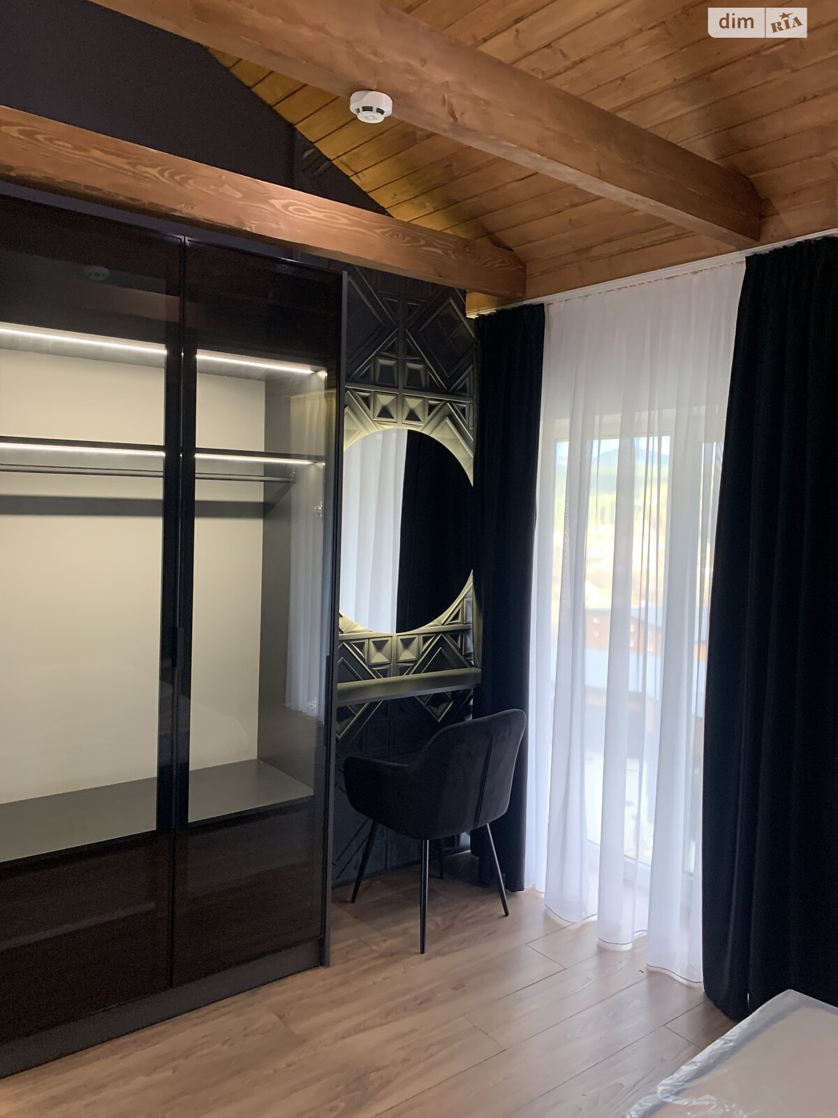 двухэтажный дом с балконом, 123 кв. м, кирпич. Продажа в Микуличине фото 1