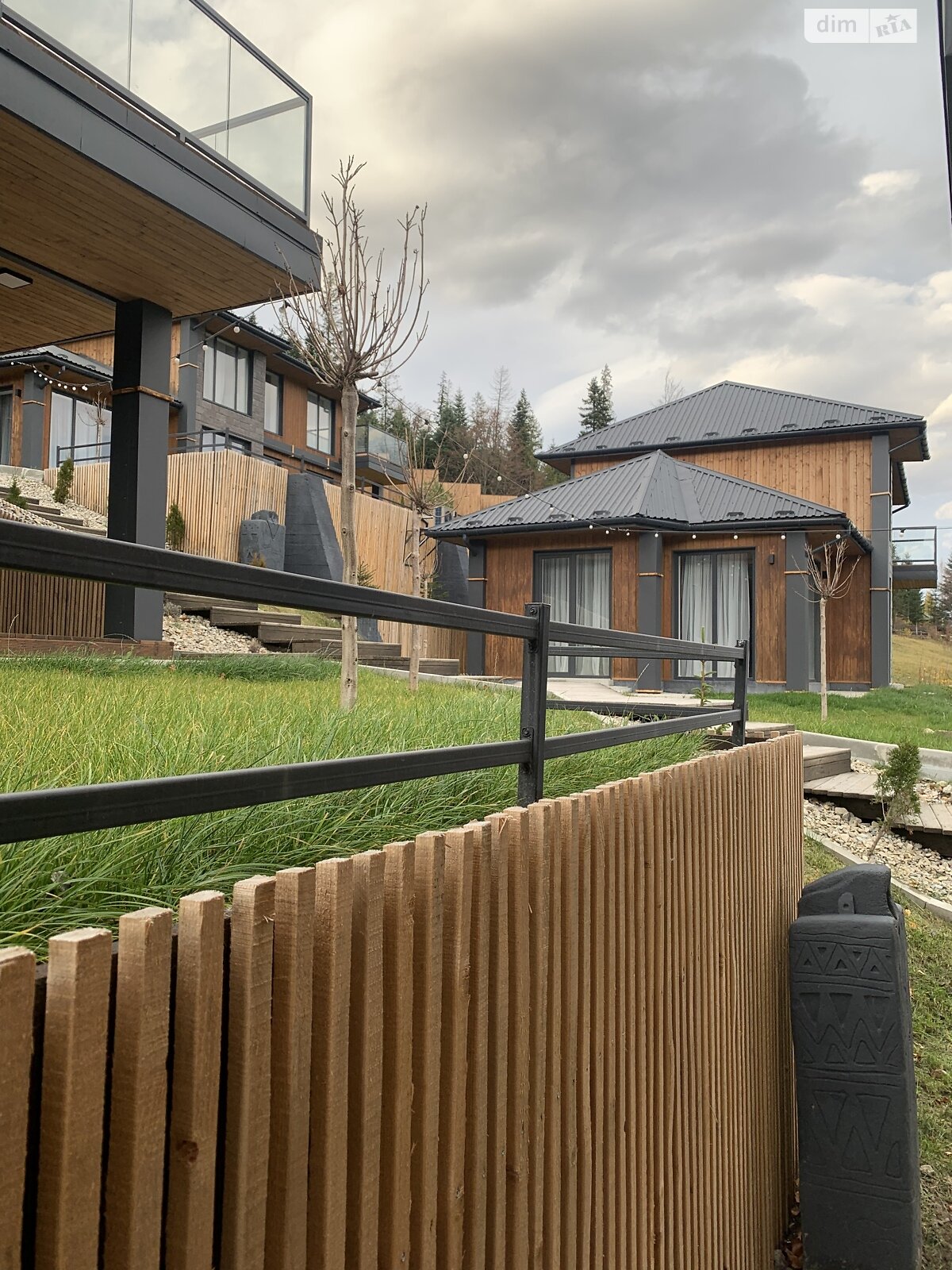 двухэтажный дом с балконом, 123 кв. м, кирпич. Продажа в Микуличине фото 1