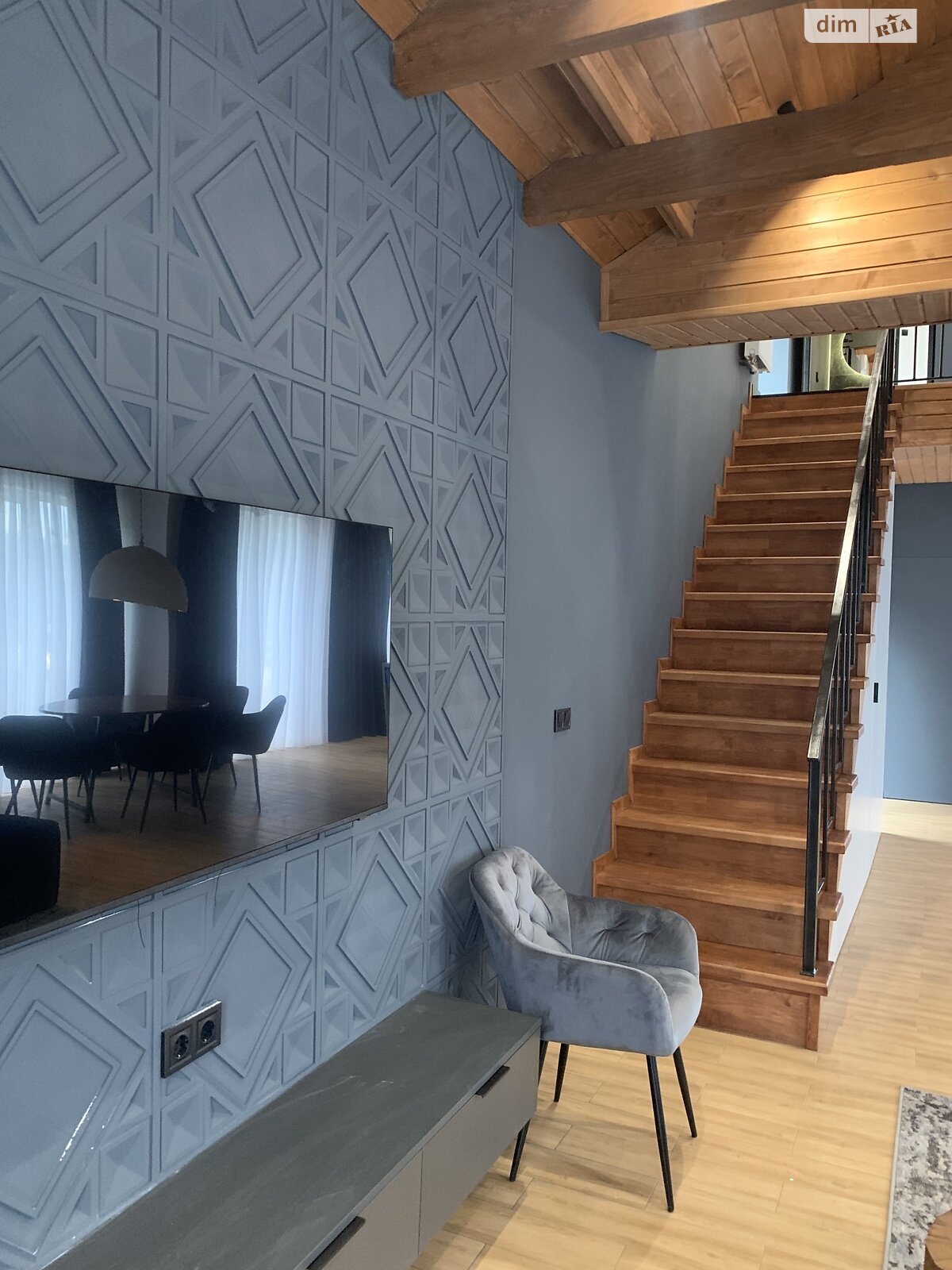 двухэтажный дом с балконом, 123 кв. м, кирпич. Продажа в Микуличине фото 1