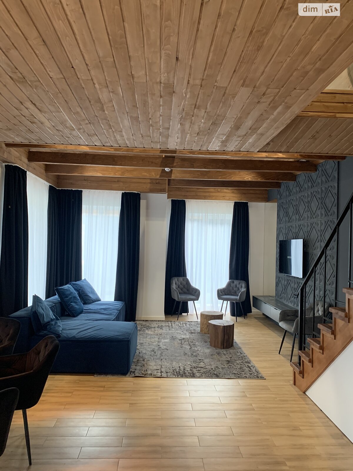 двухэтажный дом с балконом, 123 кв. м, кирпич. Продажа в Микуличине фото 1