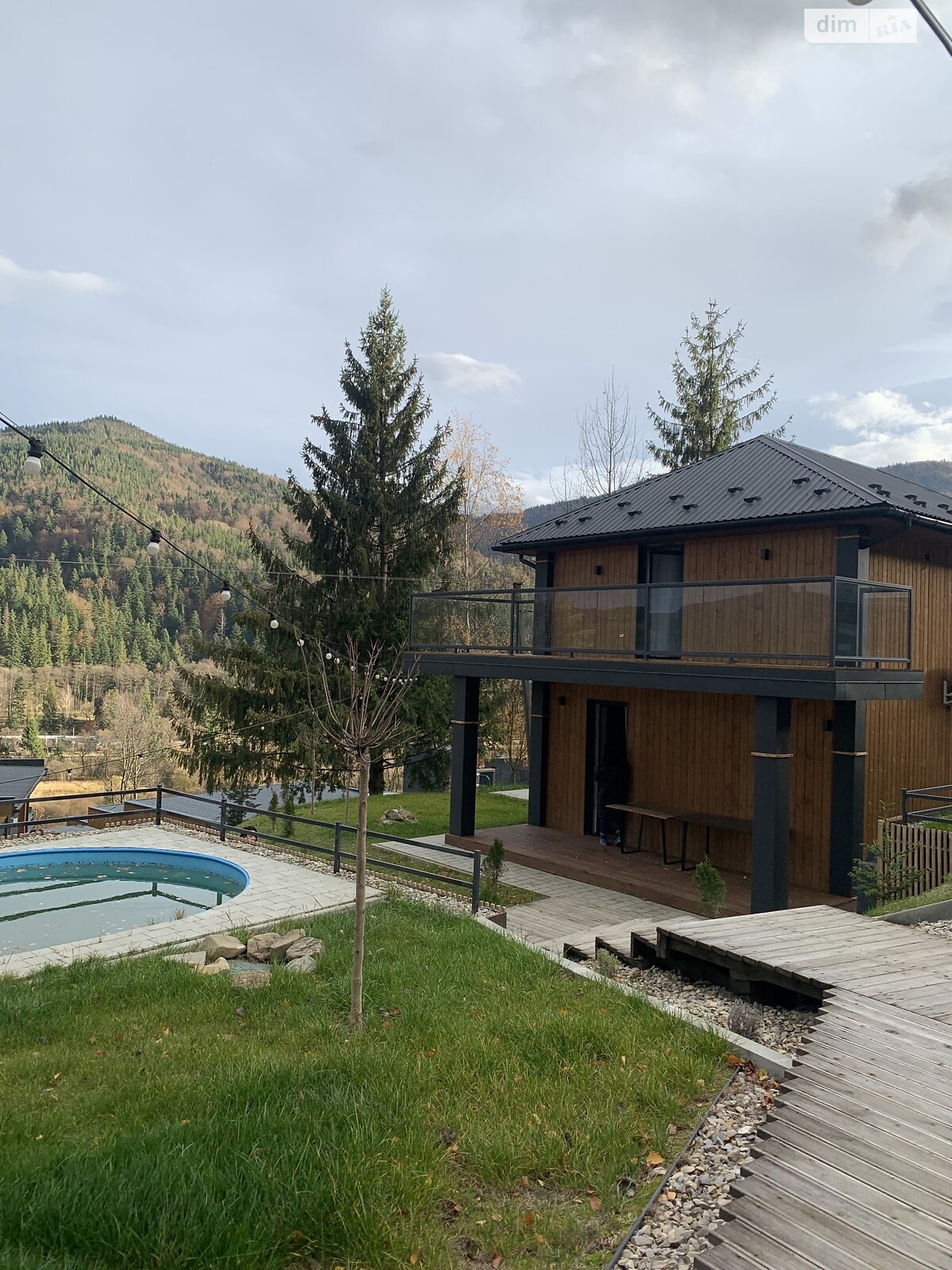 двухэтажный дом с балконом, 123 кв. м, кирпич. Продажа в Микуличине фото 1