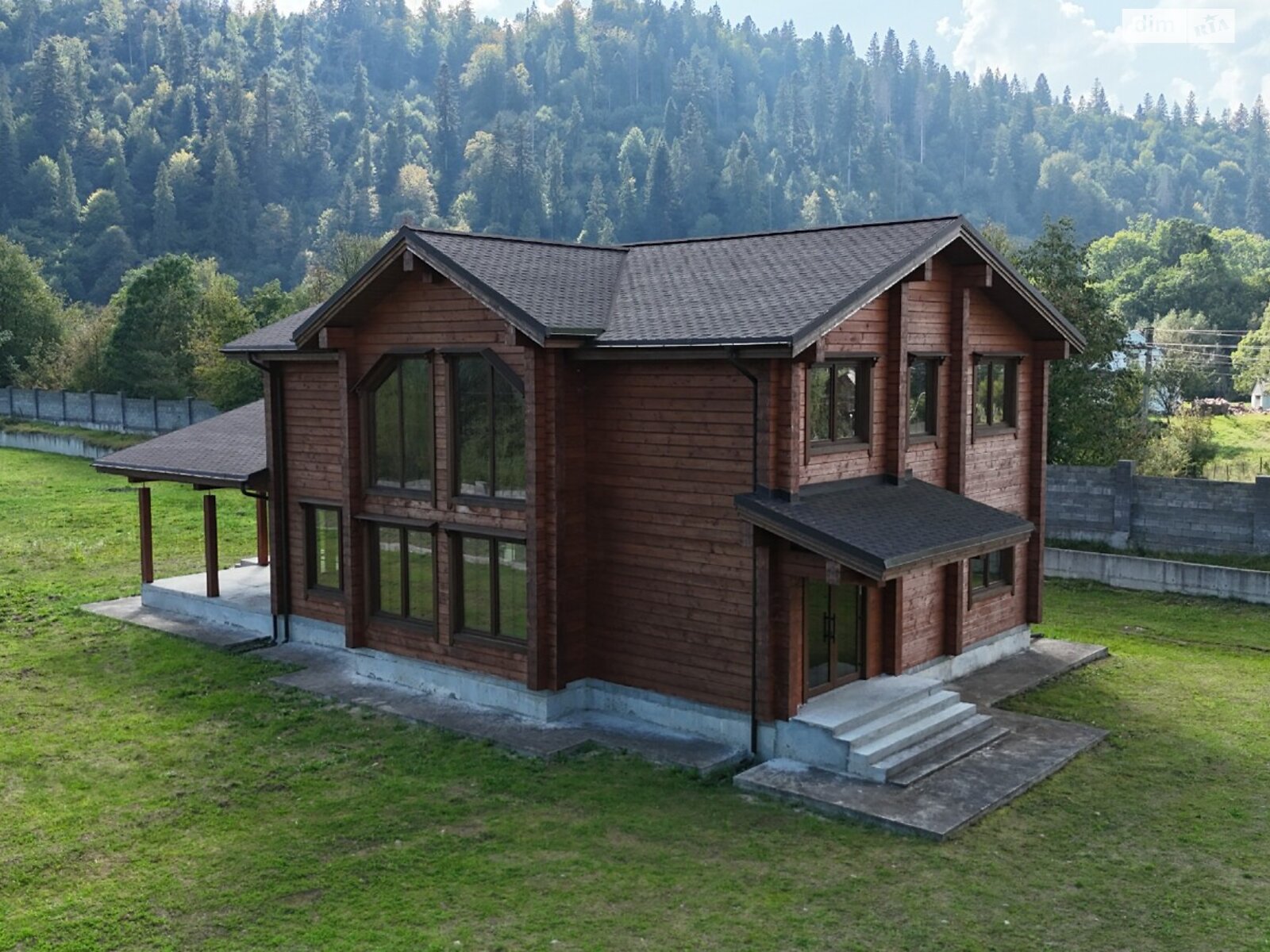 двухэтажный дом, 228 кв. м, брус. Продажа в Микуличине фото 1 двухэтажный дом, 228 кв. м, брус. Продажа в Микуличине фото 1