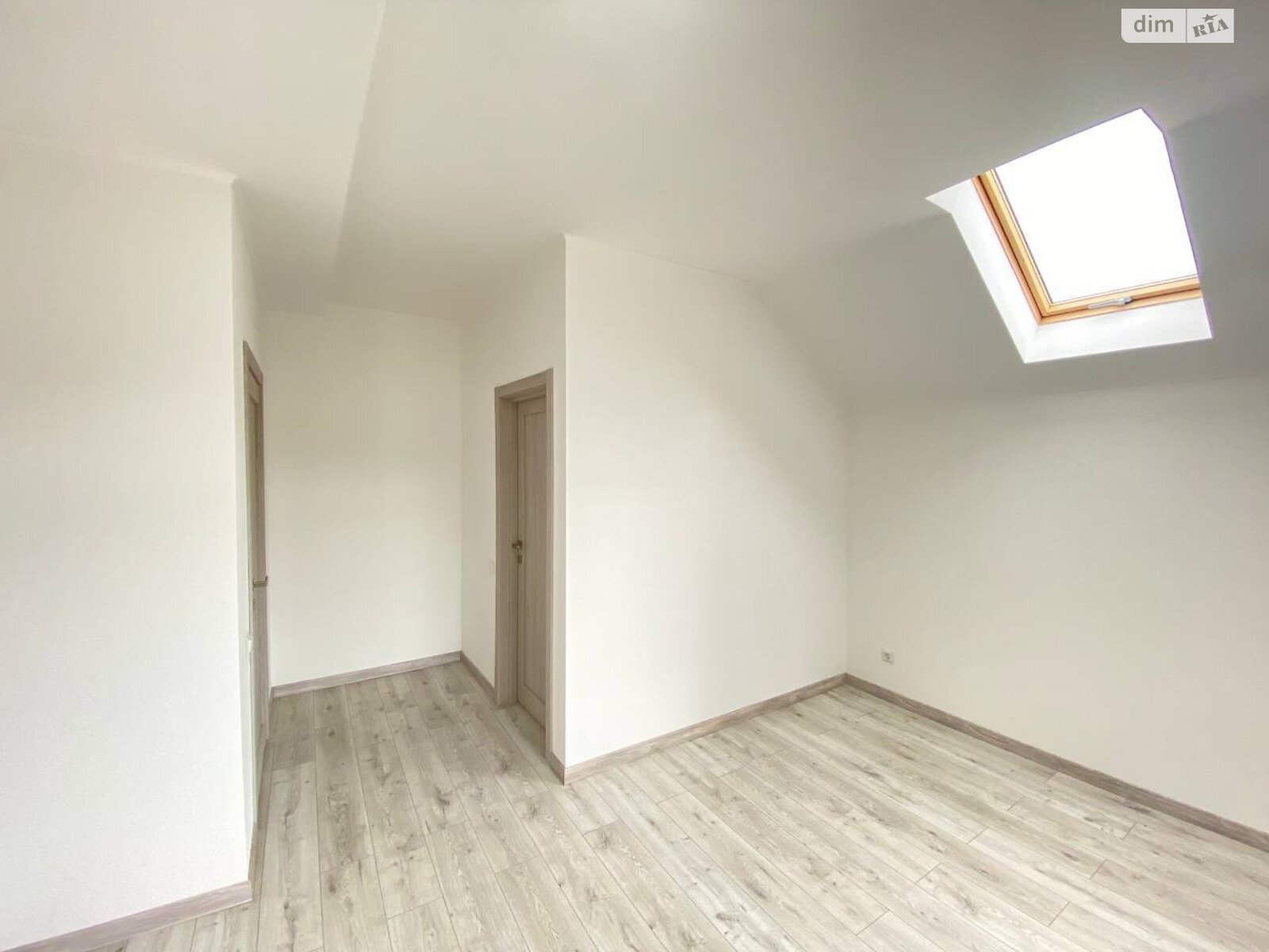 двухэтажный дом, 200 кв. м, термоблок. Продажа в Микуличине фото 1