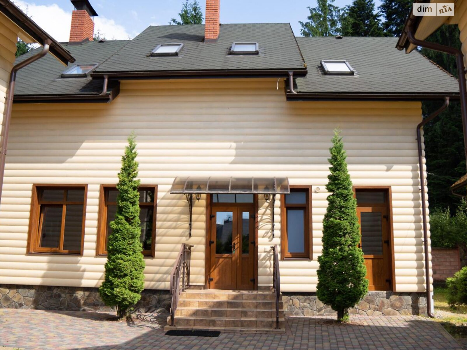 двухэтажный дом, 200 кв. м, термоблок. Продажа в Микуличине фото 1