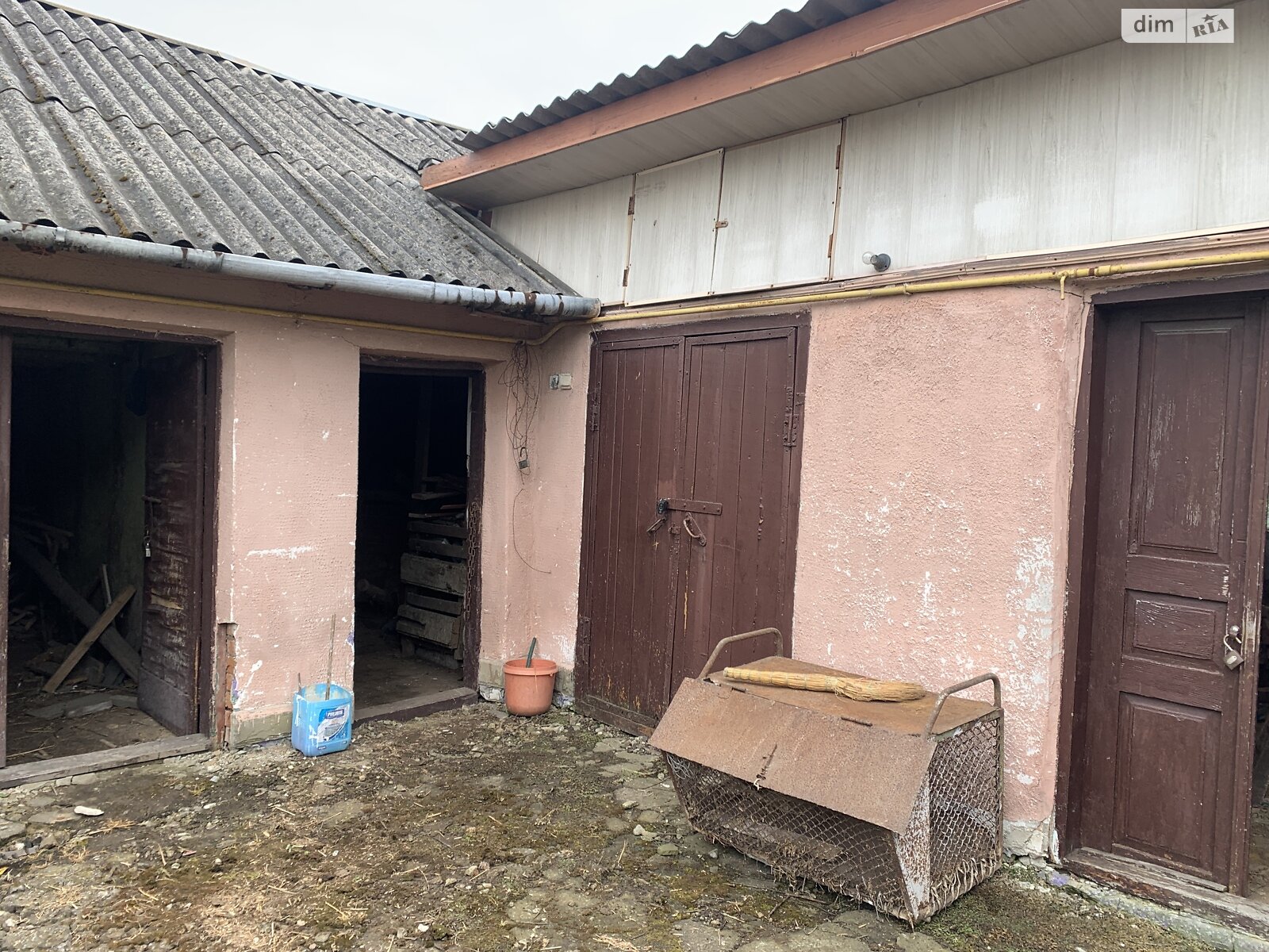 одноэтажный дом с верандой, 85 кв. м, инкерманский камень. Продажа в Микулинцах фото 1 одноэтажный дом с верандой, 85 кв. м, инкерманский камень. Продажа в Микулинцах фото 1