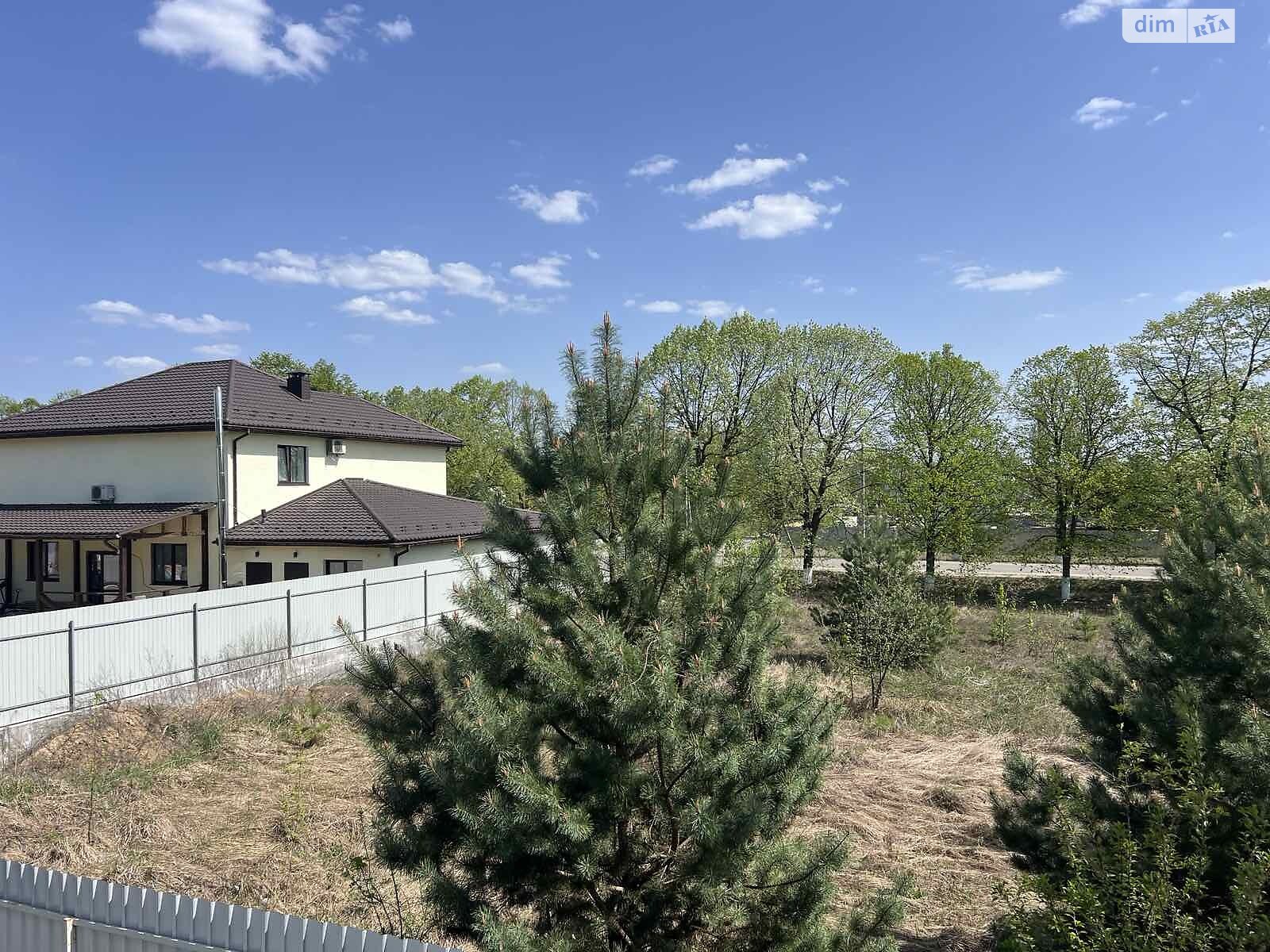 трехэтажный дом беседка, 293.1 кв. м, кирпич. Продажа в Милой фото 1 трехэтажный дом беседка, 293.1 кв. м, кирпич. Продажа в Милой фото 1