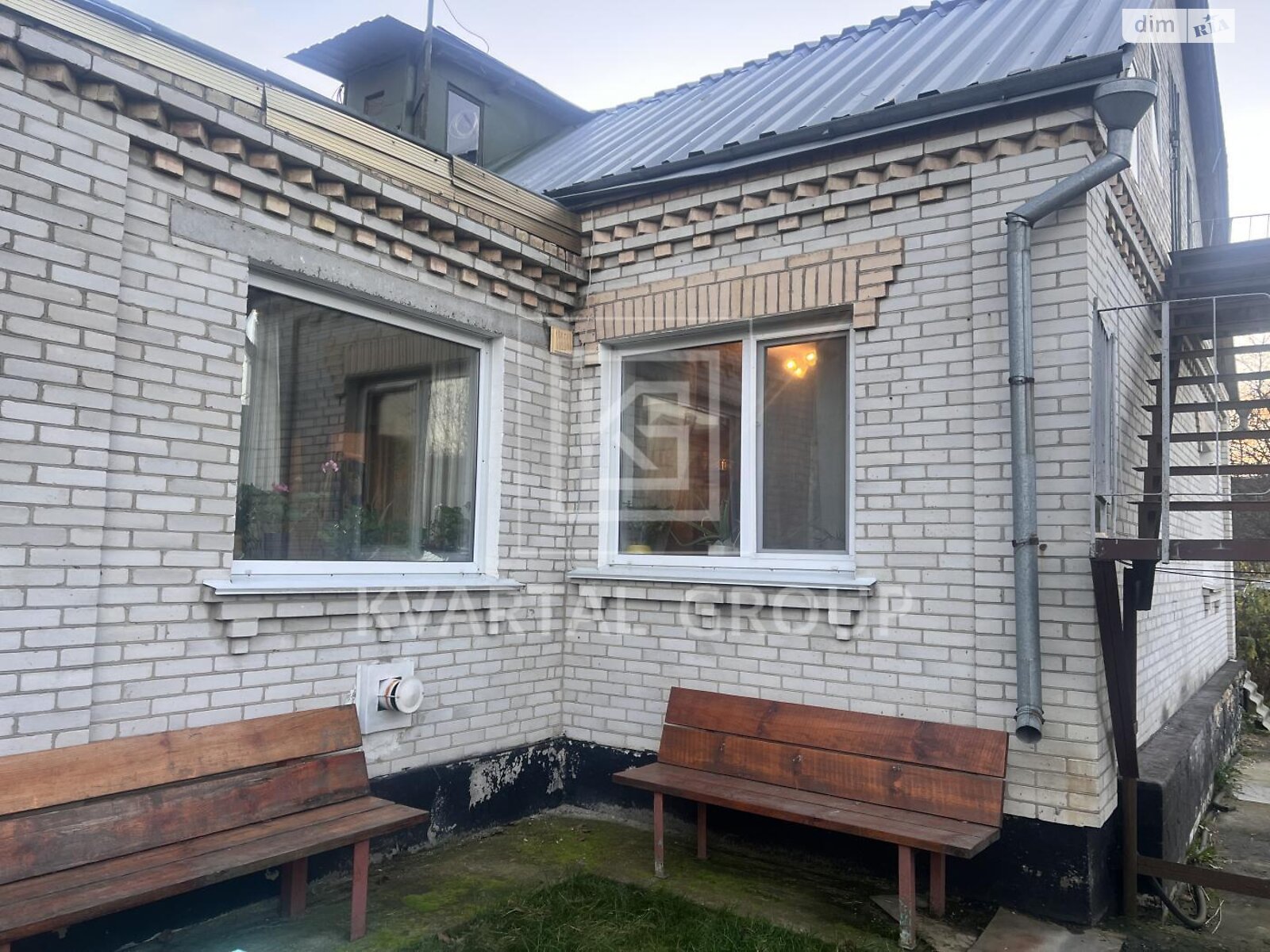 одноэтажный дом с ремонтом, 100 кв. м, кирпич. Продажа в Милой фото 1