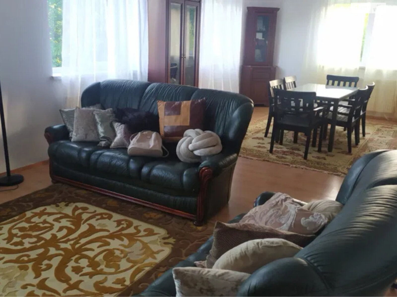 триповерховий будинок, 240 кв. м, цегла. Продаж у Мілошевичах фото 1