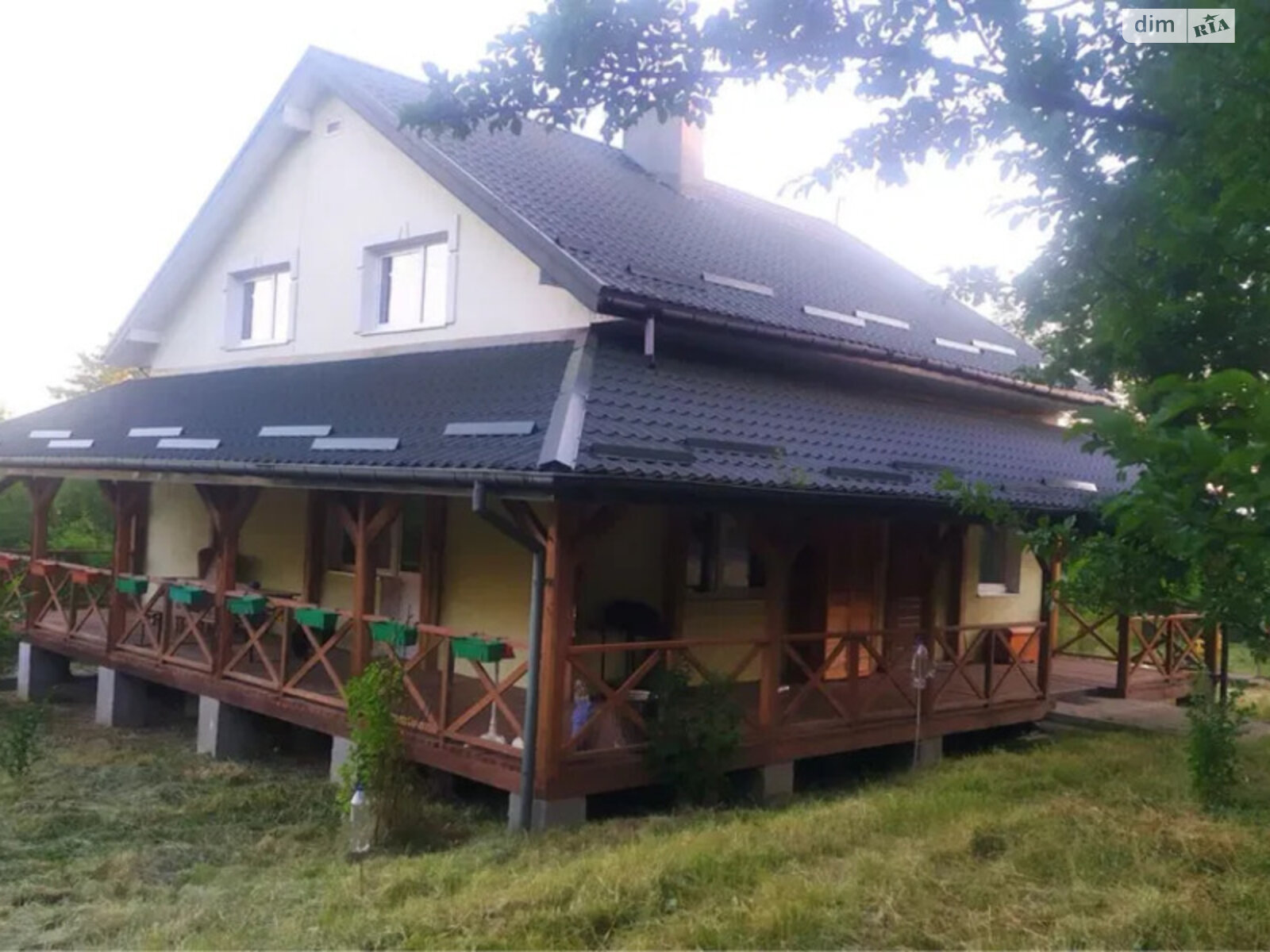 триповерховий будинок, 240 кв. м, цегла. Продаж у Мілошевичах фото 1