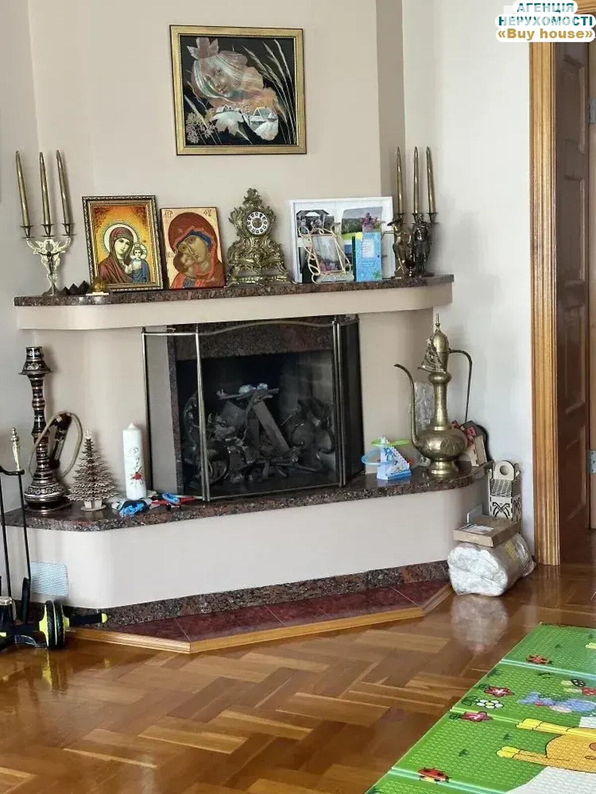 двухэтажный дом, 300 кв. м, кирпич. Продажа в Минае фото 1 двухэтажный дом, 300 кв. м, кирпич. Продажа в Минае фото 1
