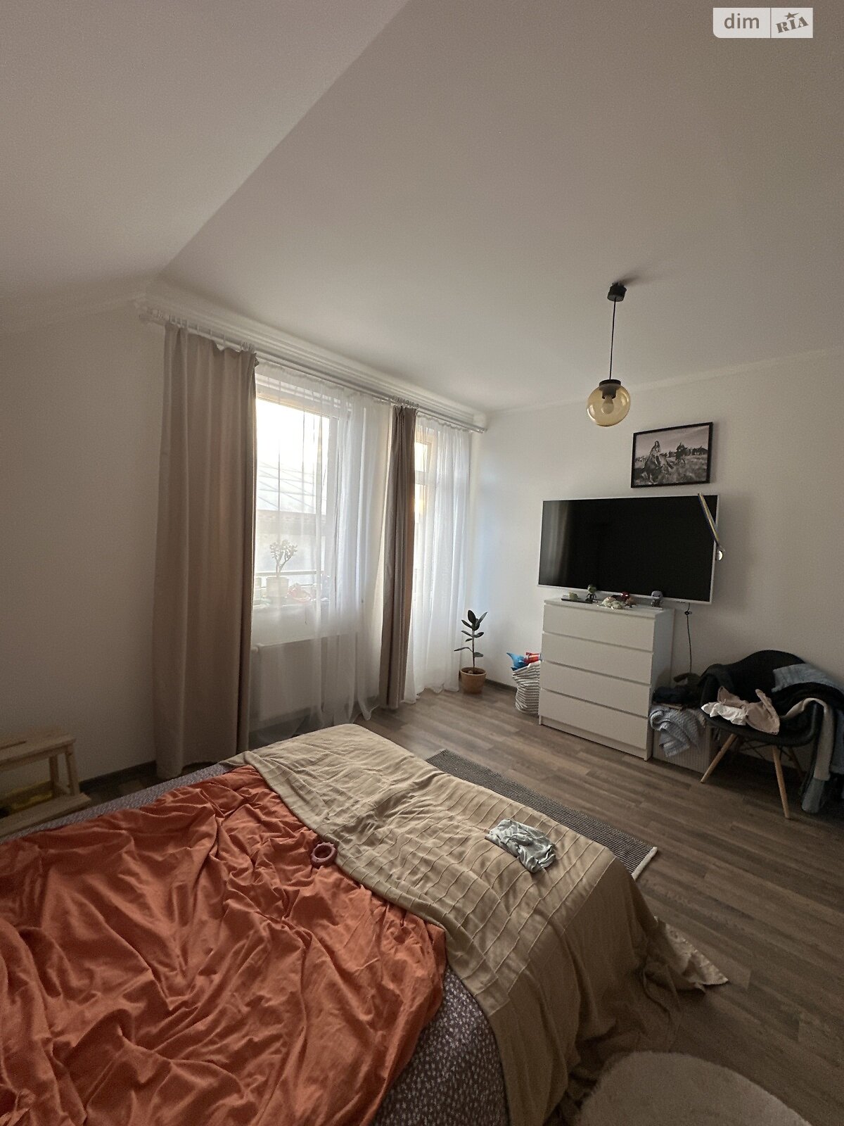 двухэтажный дом с отоплением, 210 кв. м, кирпич. Продажа в Минае фото 1 двухэтажный дом с отоплением, 210 кв. м, кирпич. Продажа в Минае фото 1