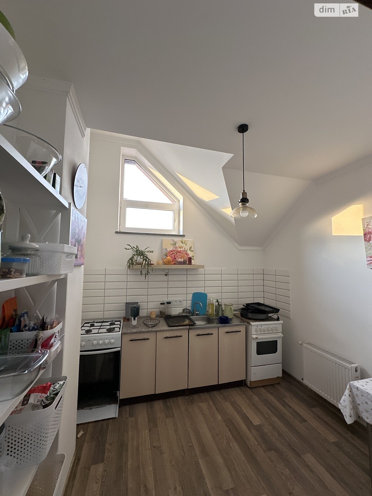 двухэтажный дом с отоплением, 210 кв. м, кирпич. Продажа в Минае фото 1 двухэтажный дом с отоплением, 210 кв. м, кирпич. Продажа в Минае фото 1