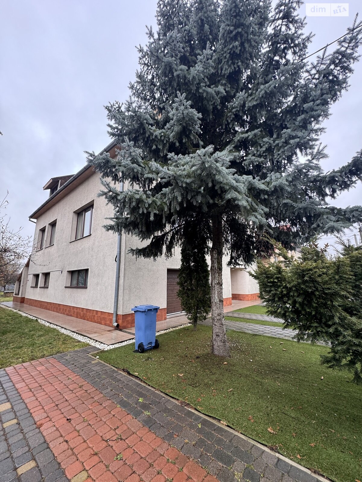 двухэтажный дом, 318 кв. м, кирпич. Продажа в Минае фото 1
