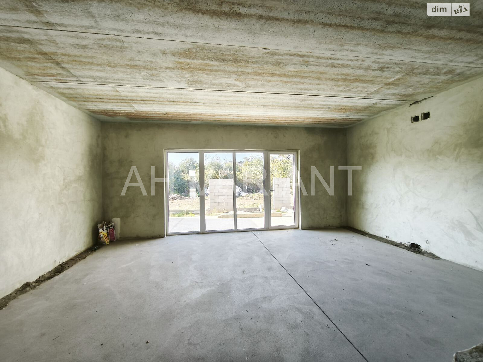 двухэтажный дом, 135 кв. м, кирпич. Продажа в Минае фото 1