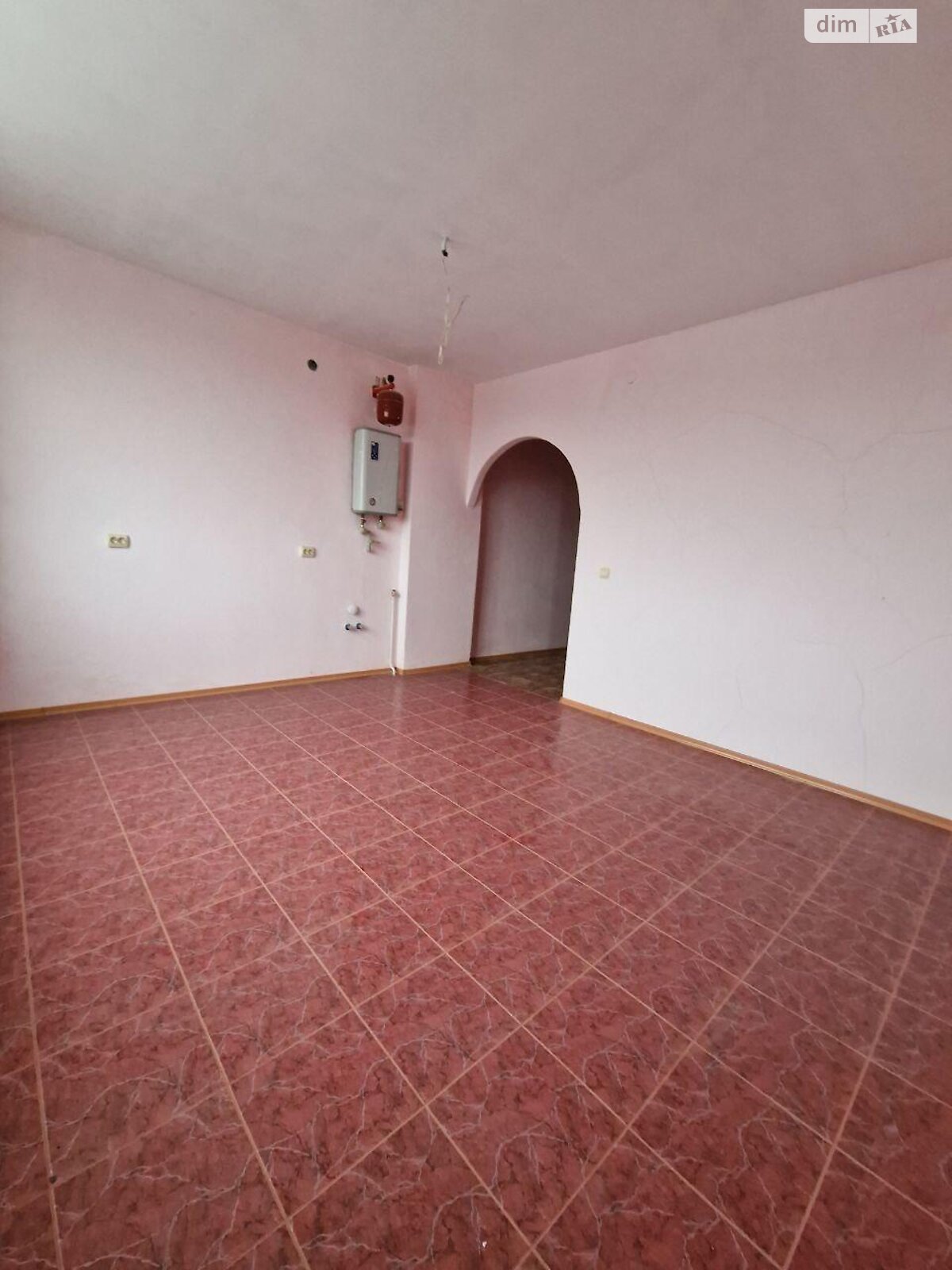 двухэтажный дом, 715 кв. м, кирпич. Продажа в Минае фото 1 двухэтажный дом, 715 кв. м, кирпич. Продажа в Минае фото 1