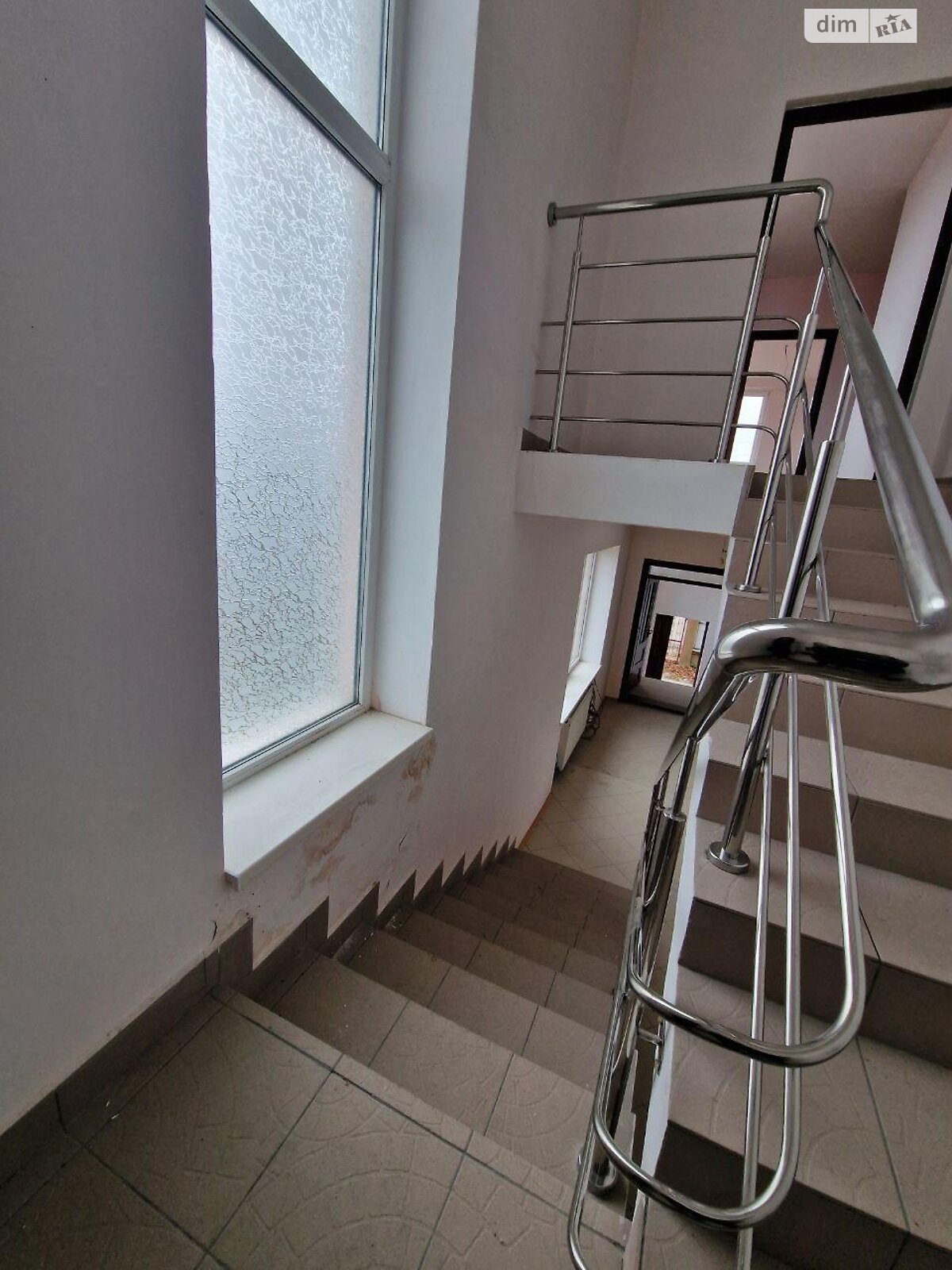 двухэтажный дом, 715 кв. м, кирпич. Продажа в Минае фото 1 двухэтажный дом, 715 кв. м, кирпич. Продажа в Минае фото 1