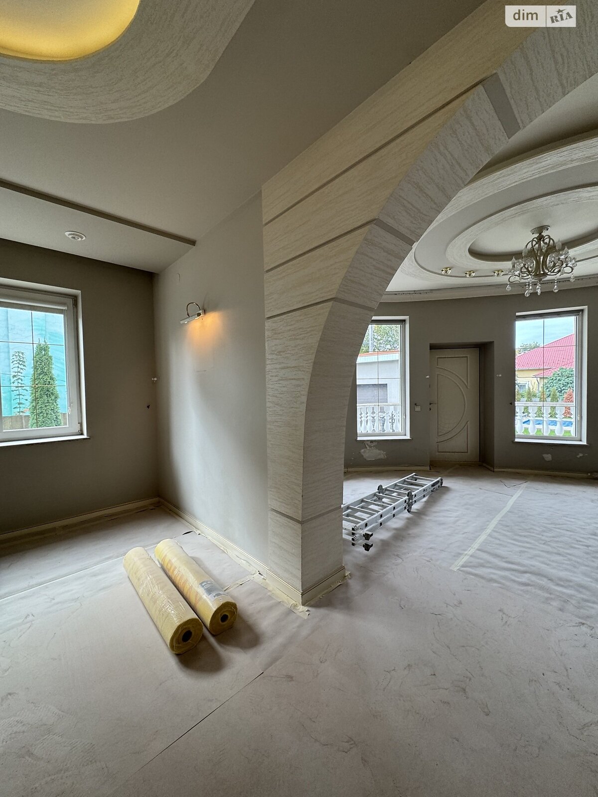 двоповерховий будинок з опаленням, 360 кв. м, цегла. Продаж у Минаї фото 1 двоповерховий будинок з опаленням, 360 кв. м, цегла. Продаж у Минаї фото 1