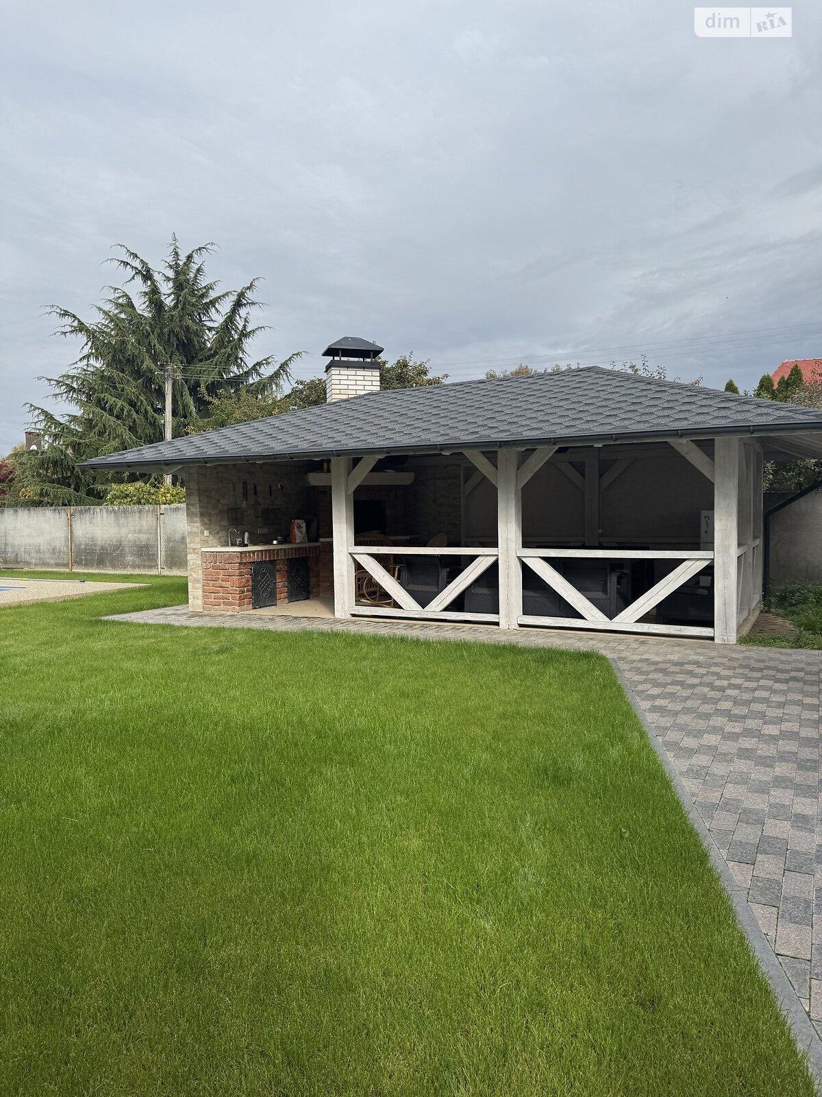 двоповерховий будинок з опаленням, 360 кв. м, цегла. Продаж у Минаї фото 1 двоповерховий будинок з опаленням, 360 кв. м, цегла. Продаж у Минаї фото 1