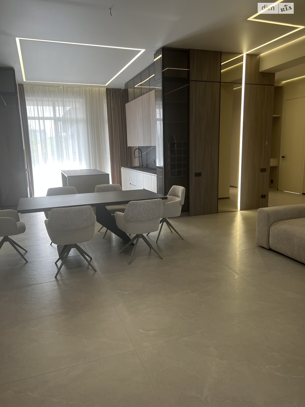 одноповерховий будинок з ремонтом, 170 кв. м, цегла. Продаж у Минаї фото 1 одноповерховий будинок з ремонтом, 170 кв. м, цегла. Продаж у Минаї фото 1