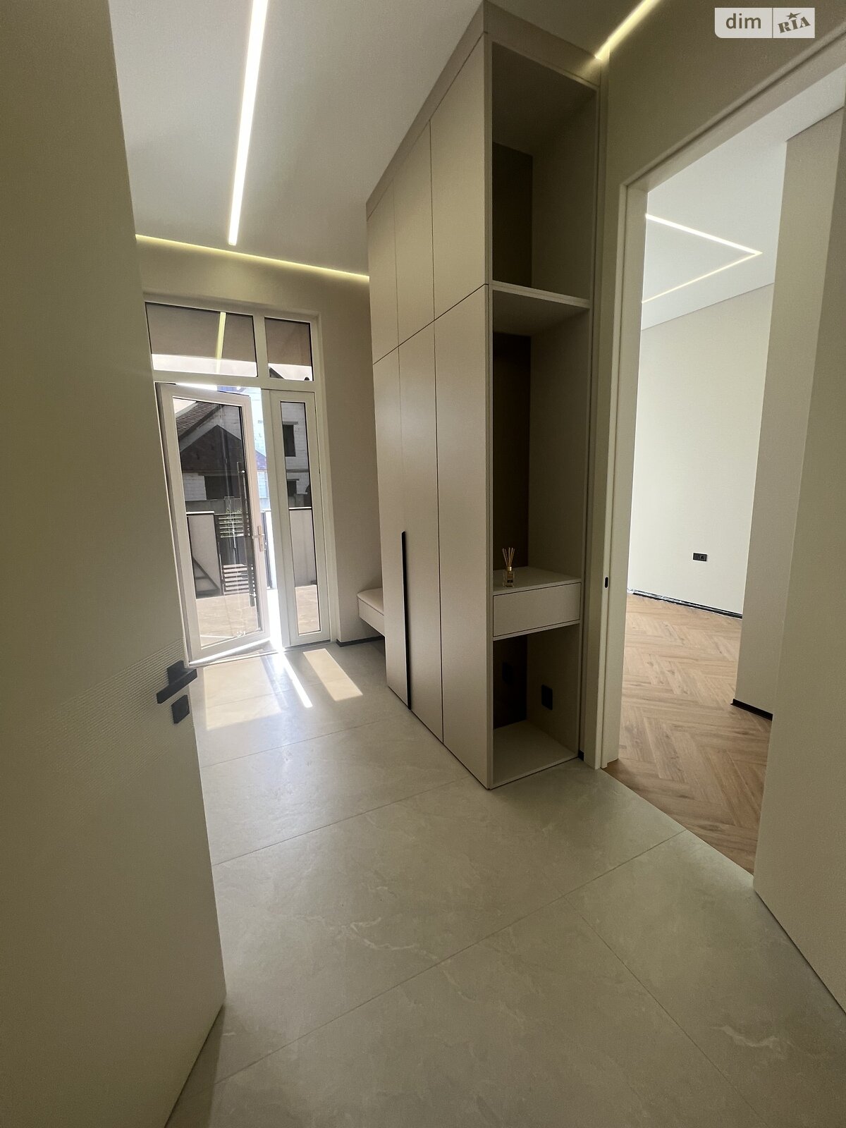 одноповерховий будинок з ремонтом, 170 кв. м, цегла. Продаж у Минаї фото 1 одноповерховий будинок з ремонтом, 170 кв. м, цегла. Продаж у Минаї фото 1