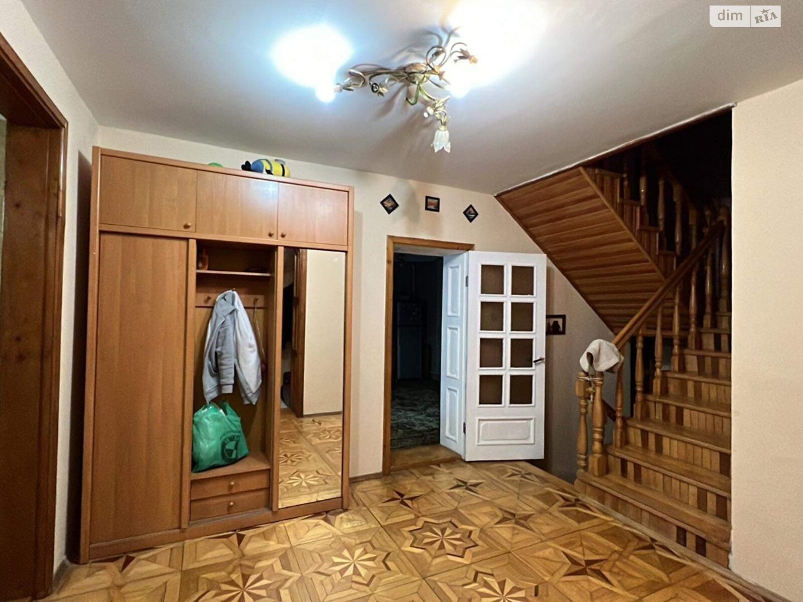 двухэтажный дом, 288.4 кв. м, кирпич. Продажа в Минае фото 1