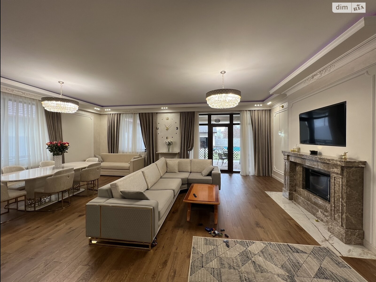 двухэтажный дом с гаражом, 550 кв. м, кирпич. Продажа в Минае фото 1 двухэтажный дом с гаражом, 550 кв. м, кирпич. Продажа в Минае фото 1