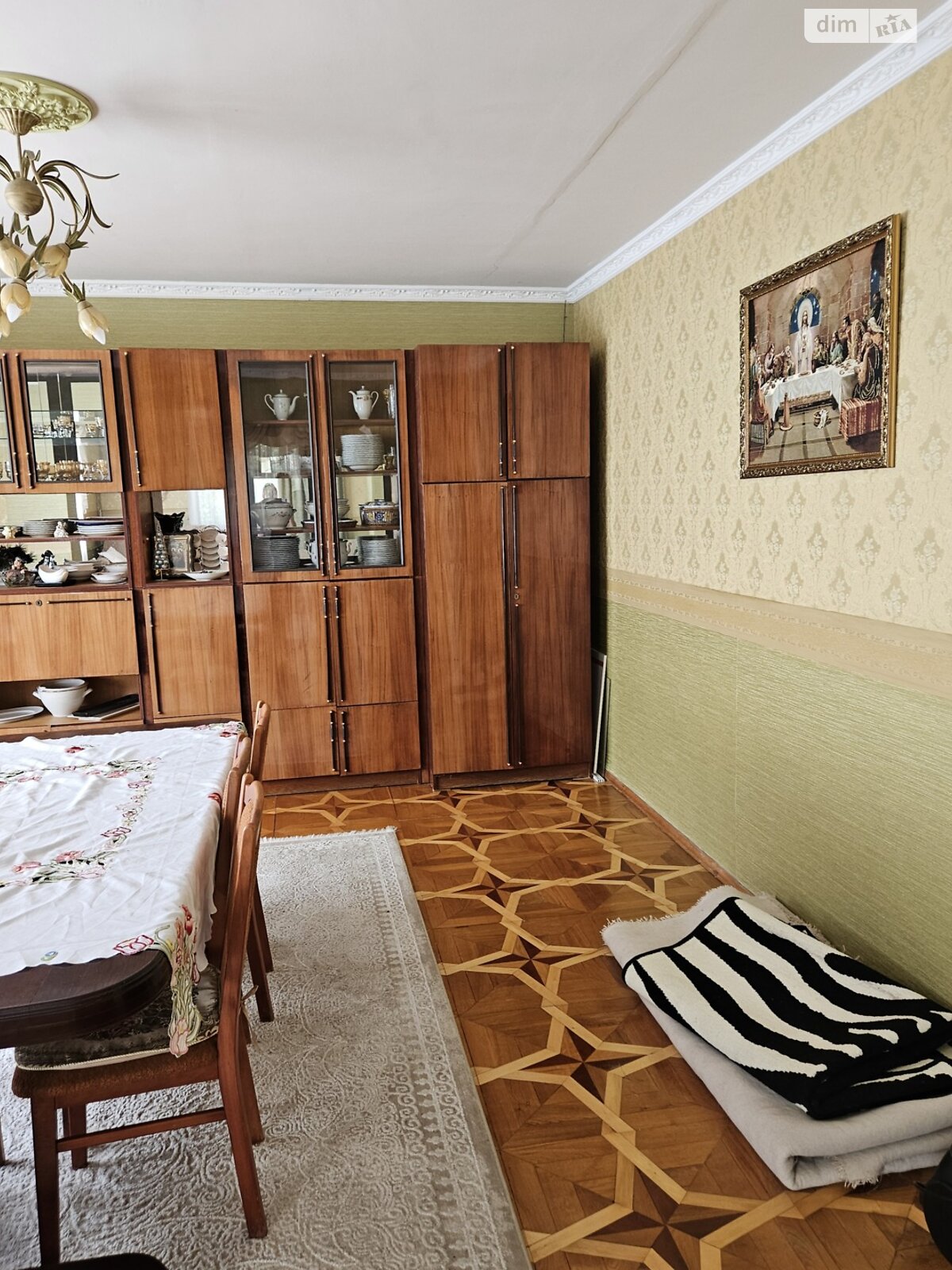 двоповерховий будинок з гаражем, 270 кв. м, цегла. Продаж у Минаї фото 1 двоповерховий будинок з гаражем, 270 кв. м, цегла. Продаж у Минаї фото 1