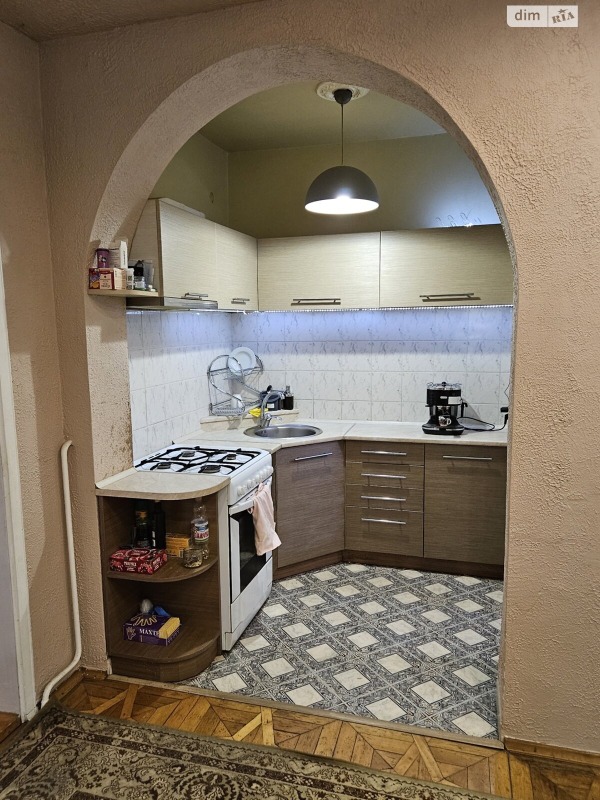 двоповерховий будинок з гаражем, 270 кв. м, цегла. Продаж у Минаї фото 1 двоповерховий будинок з гаражем, 270 кв. м, цегла. Продаж у Минаї фото 1