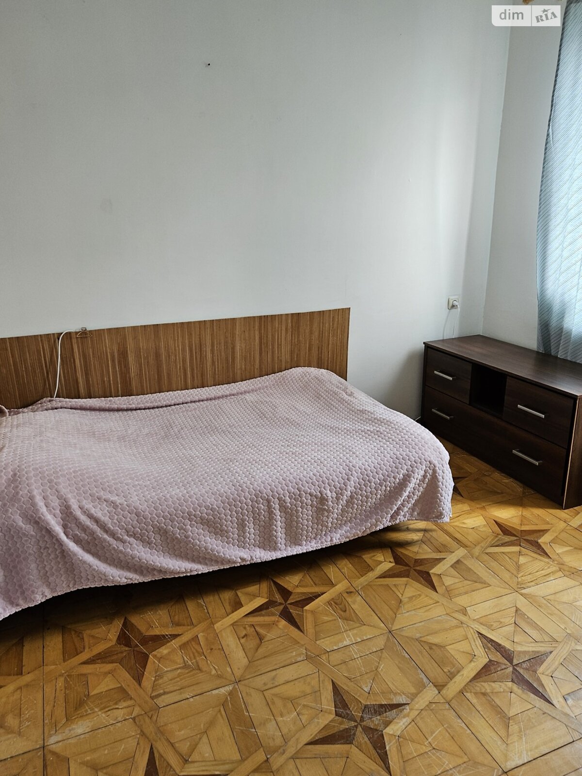 двоповерховий будинок з гаражем, 270 кв. м, цегла. Продаж у Минаї фото 1 двоповерховий будинок з гаражем, 270 кв. м, цегла. Продаж у Минаї фото 1