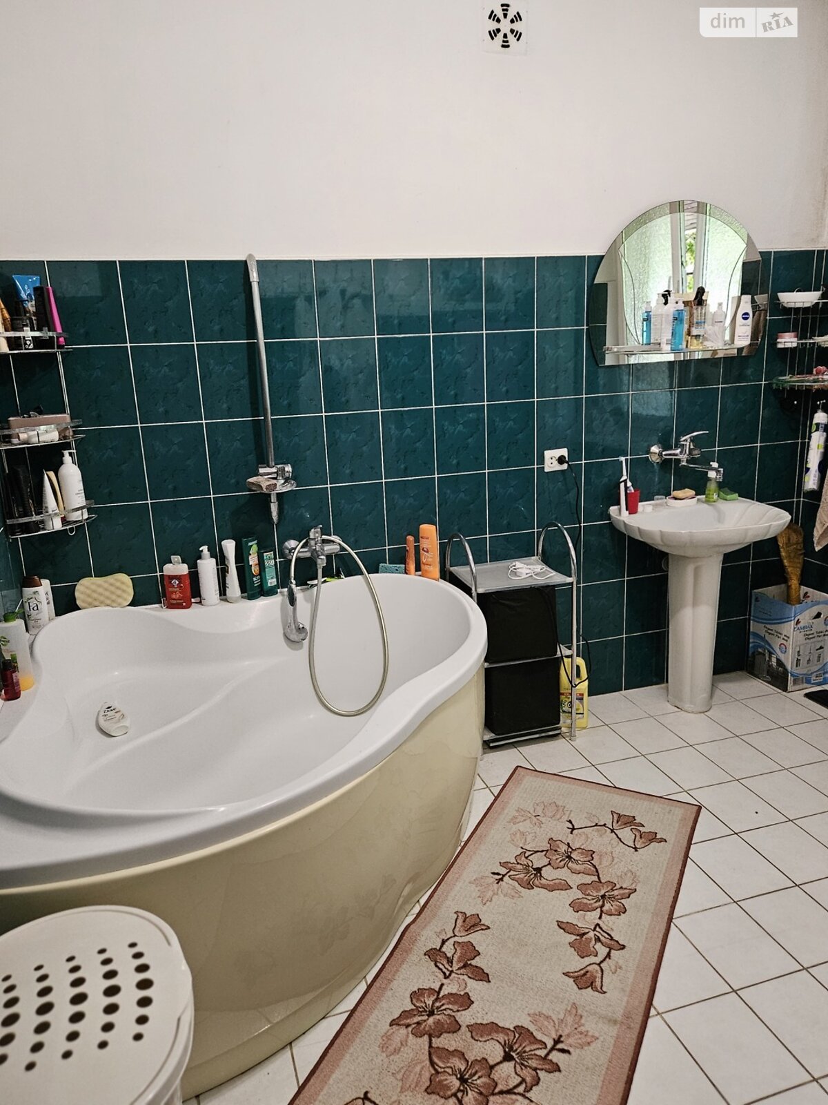 двоповерховий будинок з гаражем, 270 кв. м, цегла. Продаж у Минаї фото 1 двоповерховий будинок з гаражем, 270 кв. м, цегла. Продаж у Минаї фото 1