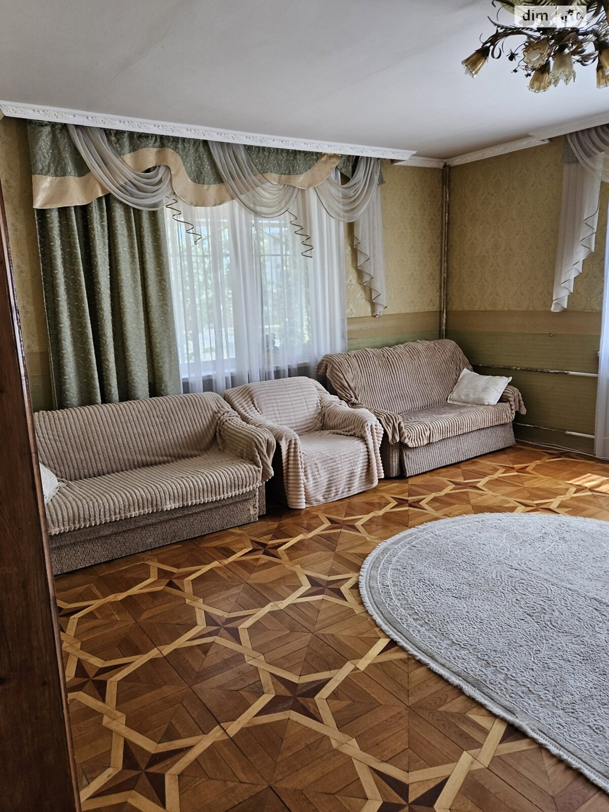 двоповерховий будинок з гаражем, 270 кв. м, цегла. Продаж у Минаї фото 1 двоповерховий будинок з гаражем, 270 кв. м, цегла. Продаж у Минаї фото 1