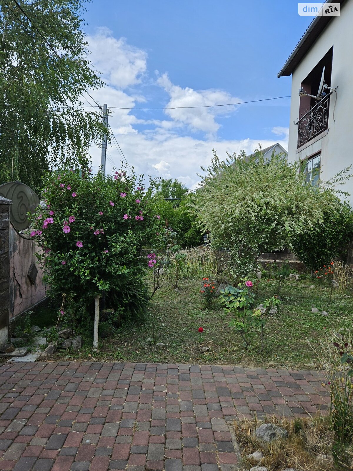 двоповерховий будинок з гаражем, 270 кв. м, цегла. Продаж у Минаї фото 1 двоповерховий будинок з гаражем, 270 кв. м, цегла. Продаж у Минаї фото 1