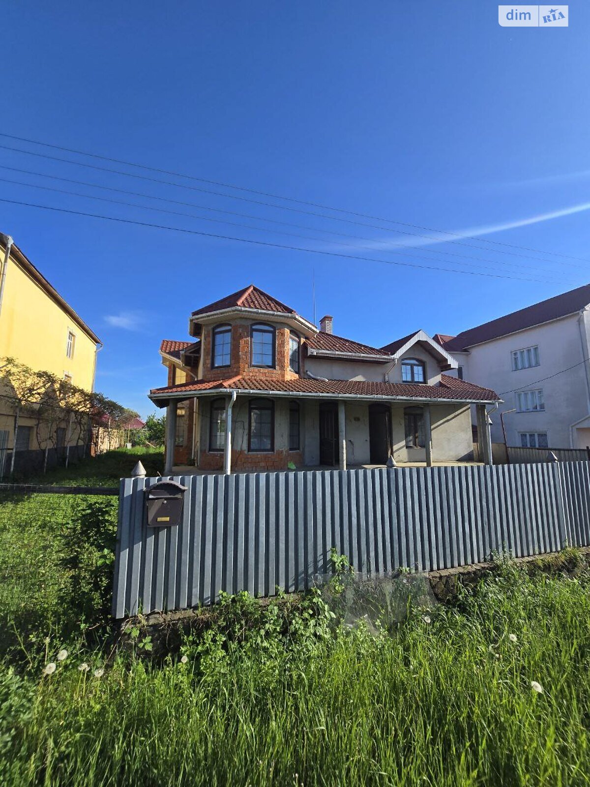 двоповерховий будинок, 250 кв. м, цегла. Продаж у Минаї фото 1 двоповерховий будинок, 250 кв. м, цегла. Продаж у Минаї фото 1