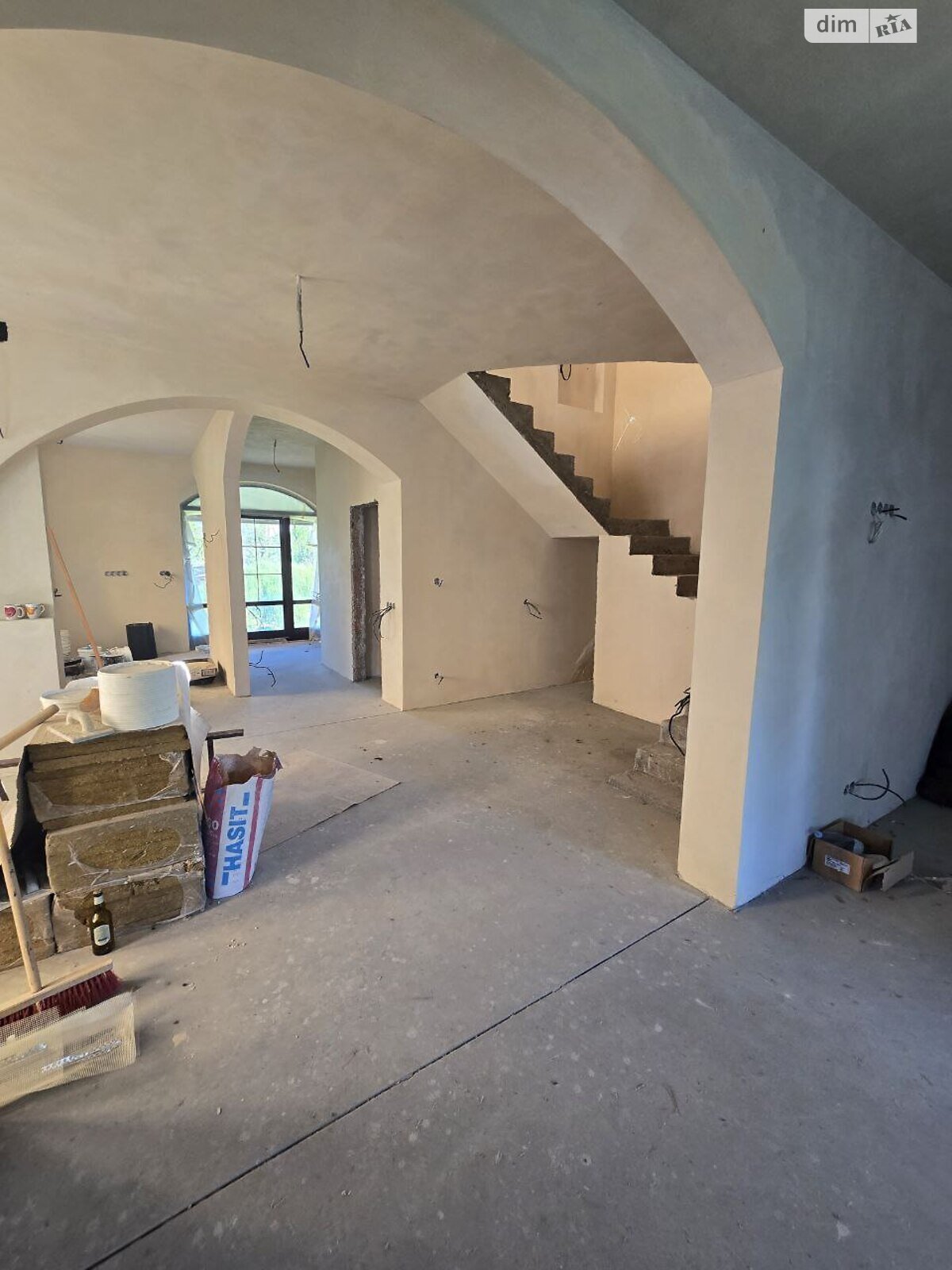 двоповерховий будинок, 250 кв. м, цегла. Продаж у Минаї фото 1 двоповерховий будинок, 250 кв. м, цегла. Продаж у Минаї фото 1