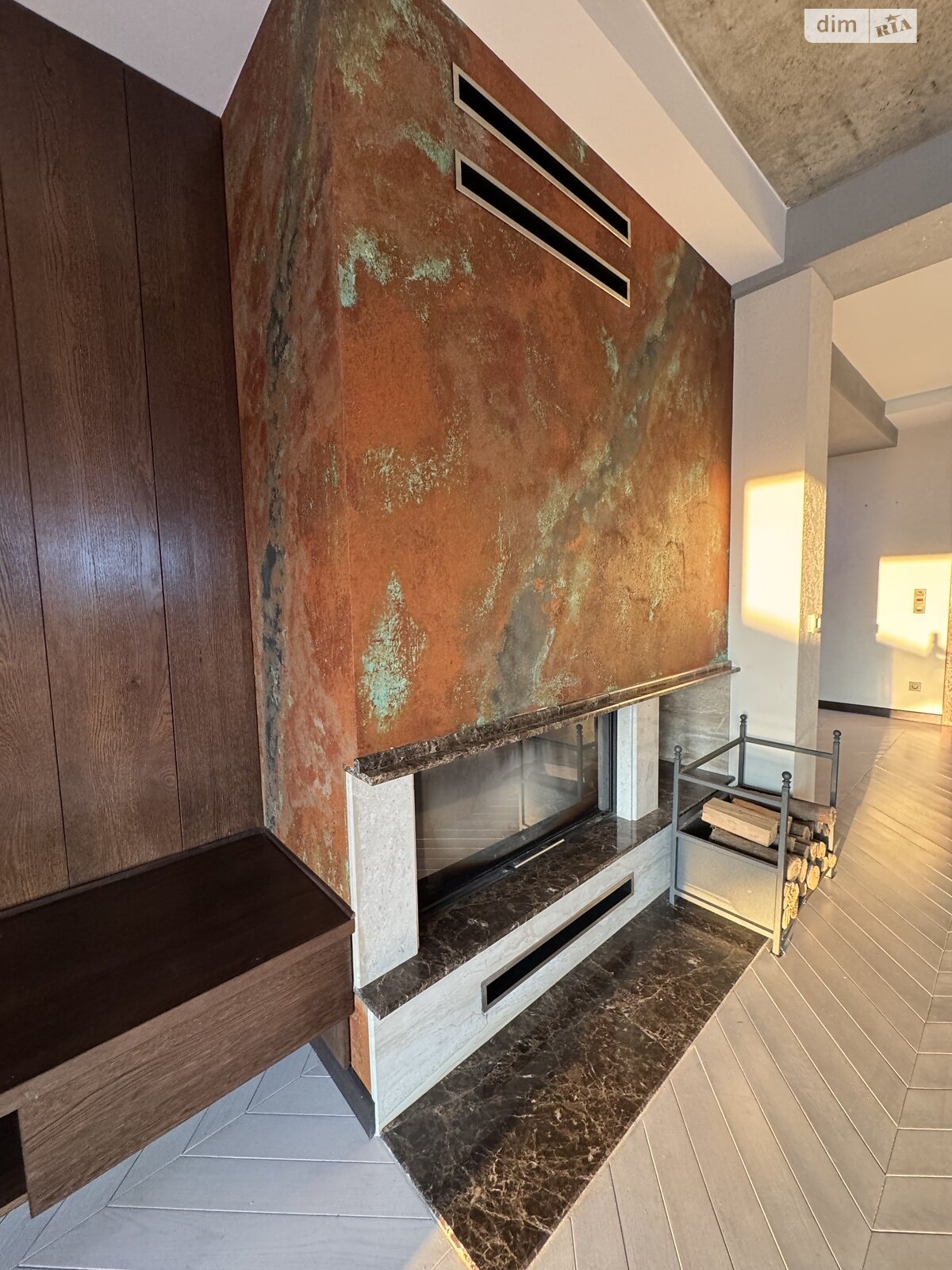 двоповерховий будинок з балконом, 215 кв. м, цегла. Продаж у Минаї фото 1 двоповерховий будинок з балконом, 215 кв. м, цегла. Продаж у Минаї фото 1