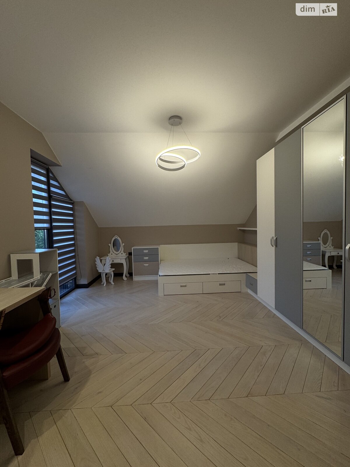 двоповерховий будинок з балконом, 215 кв. м, цегла. Продаж у Минаї фото 1 двоповерховий будинок з балконом, 215 кв. м, цегла. Продаж у Минаї фото 1