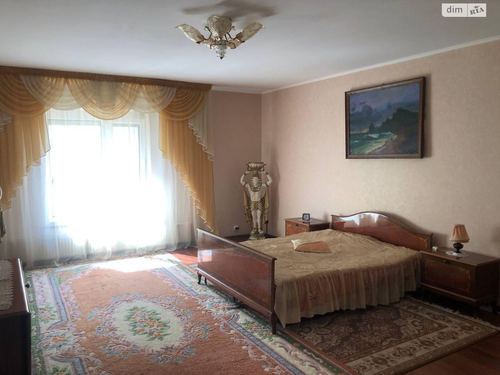 двухэтажный дом с гаражом, 380 кв. м, кирпич. Продажа в Минае фото 1 двухэтажный дом с гаражом, 380 кв. м, кирпич. Продажа в Минае фото 1