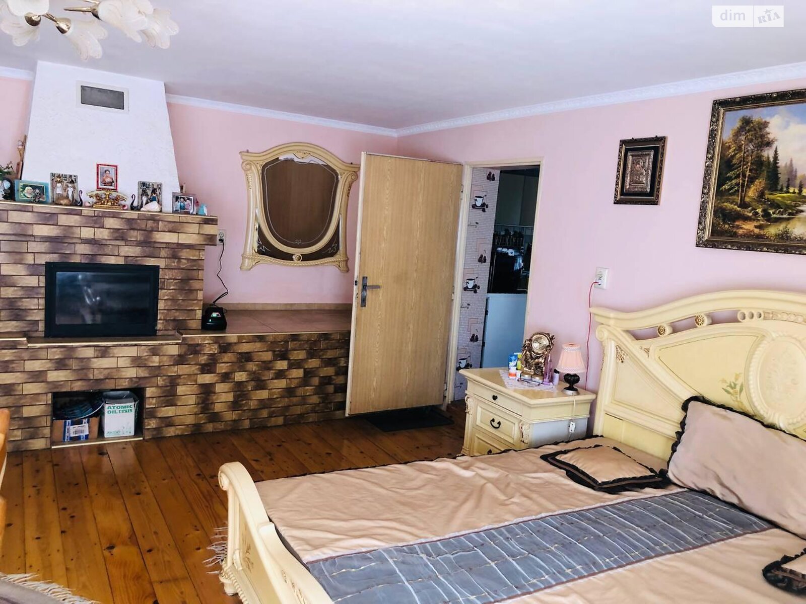 двухэтажный дом с гаражом, 380 кв. м, кирпич. Продажа в Минае фото 1 двухэтажный дом с гаражом, 380 кв. м, кирпич. Продажа в Минае фото 1