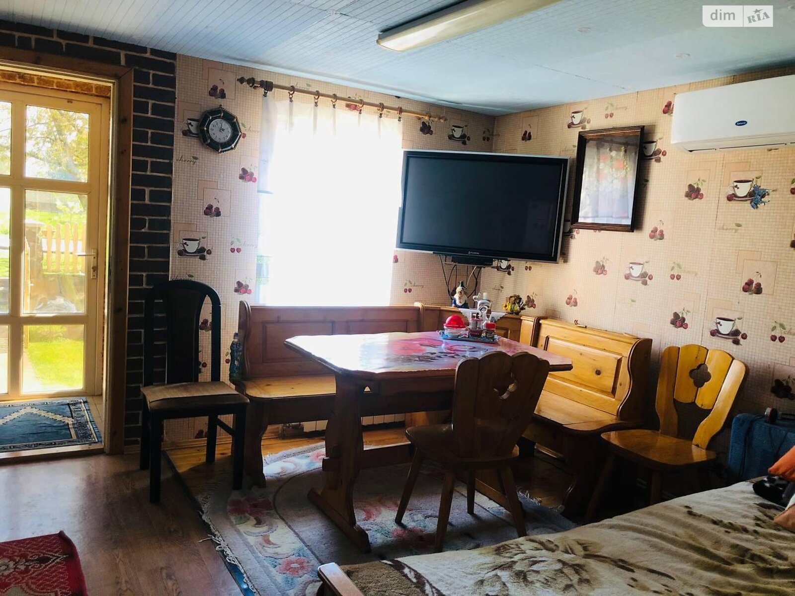 двухэтажный дом с гаражом, 380 кв. м, кирпич. Продажа в Минае фото 1 двухэтажный дом с гаражом, 380 кв. м, кирпич. Продажа в Минае фото 1
