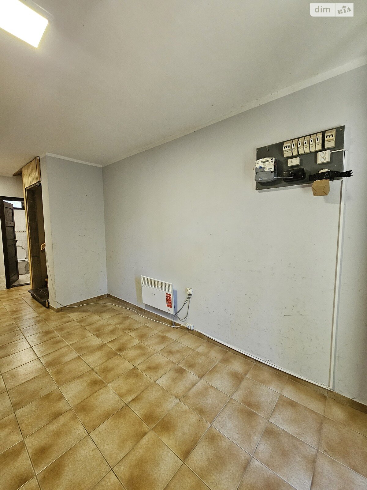 трехэтажный дом, 240 кв. м, кирпич. Продажа в Минае фото 1 трехэтажный дом, 240 кв. м, кирпич. Продажа в Минае фото 1