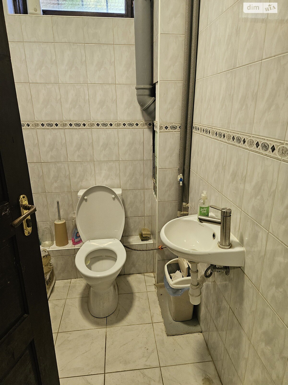 трехэтажный дом, 240 кв. м, кирпич. Продажа в Минае фото 1 трехэтажный дом, 240 кв. м, кирпич. Продажа в Минае фото 1