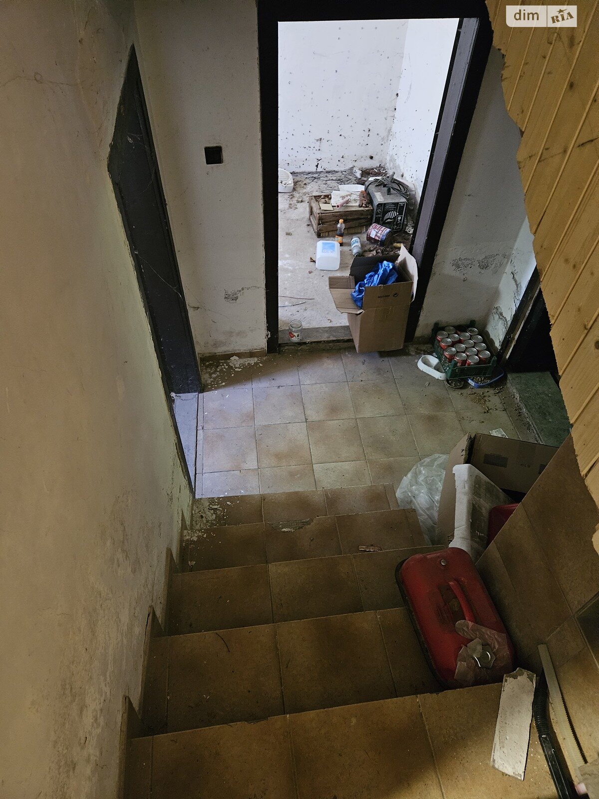 трехэтажный дом, 240 кв. м, кирпич. Продажа в Минае фото 1 трехэтажный дом, 240 кв. м, кирпич. Продажа в Минае фото 1